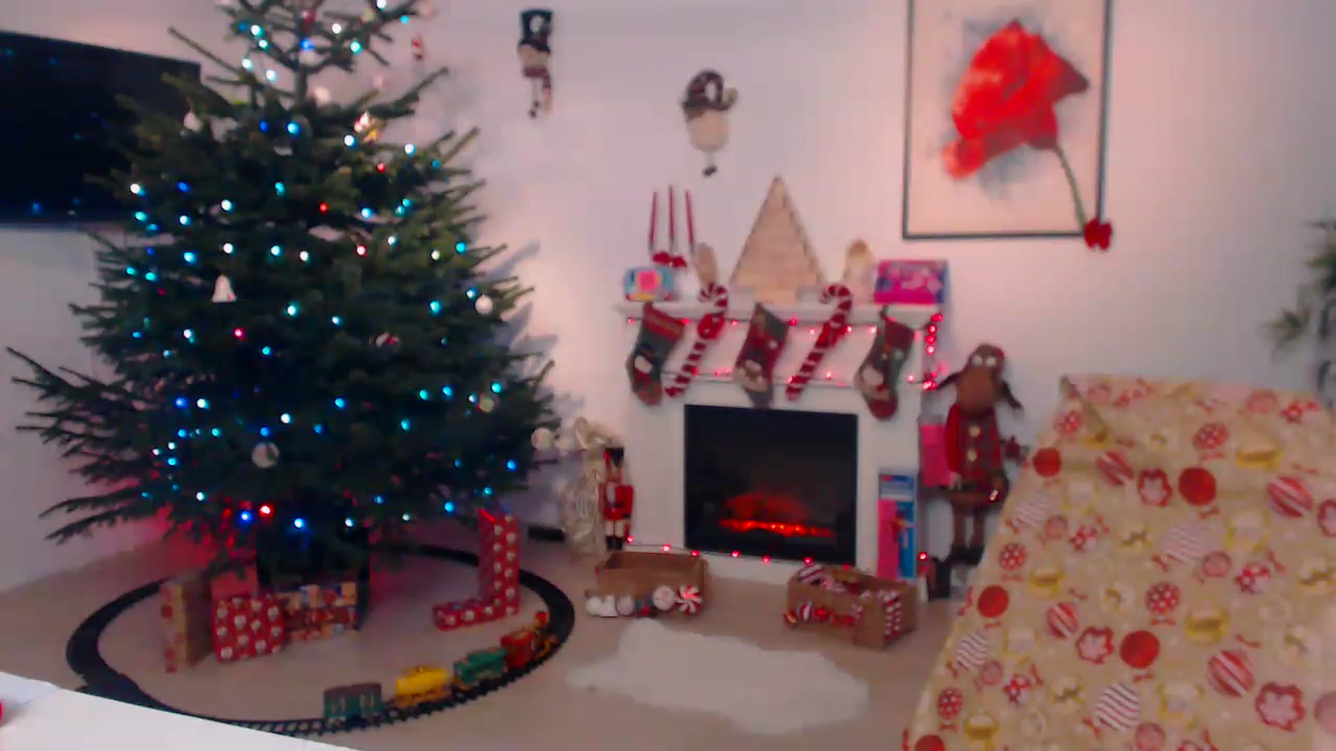Gallery image thumbnail from PoppyNaked's myfreecams stream on, 12/21/2022, 07:42 image 11 of 20