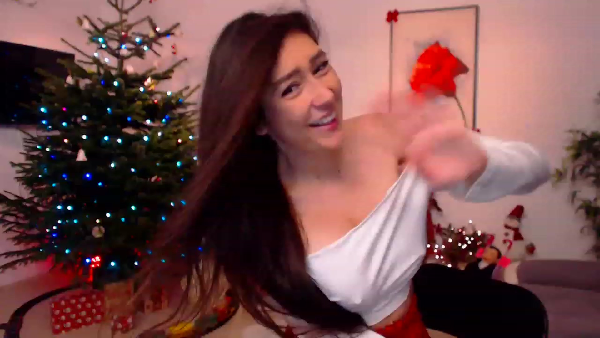Gallery image thumbnail from PoppyNaked's myfreecams stream on, 12/22/2022, 06:54 image 3 of 20