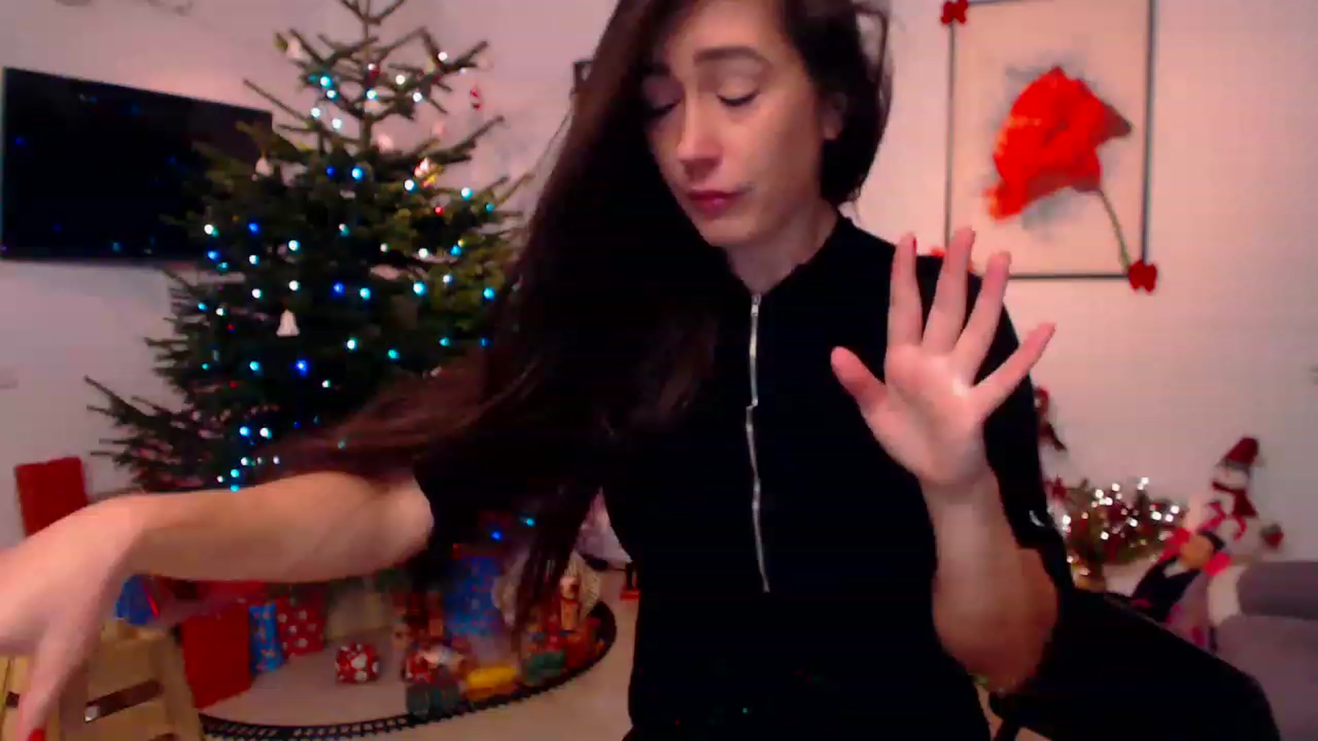 Gallery image thumbnail from PoppyNaked's myfreecams stream on, 12/23/2022, 07:08 image 8 of 20