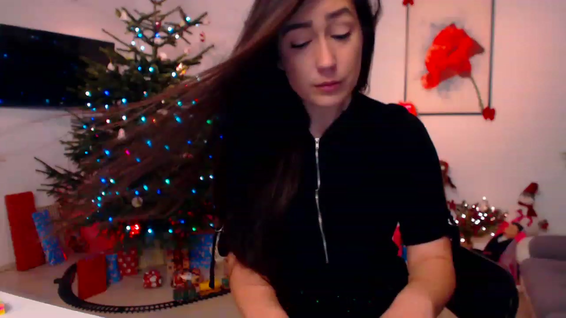 Gallery image thumbnail from PoppyNaked's myfreecams stream on, 12/23/2022, 07:08 image 4 of 20