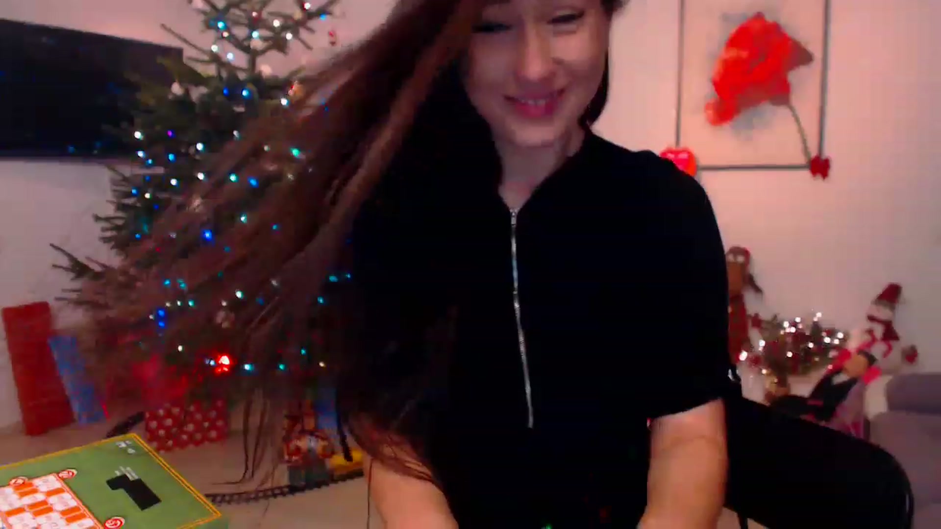 Gallery image thumbnail from PoppyNaked's myfreecams stream on, 12/23/2022, 07:08 image 18 of 20