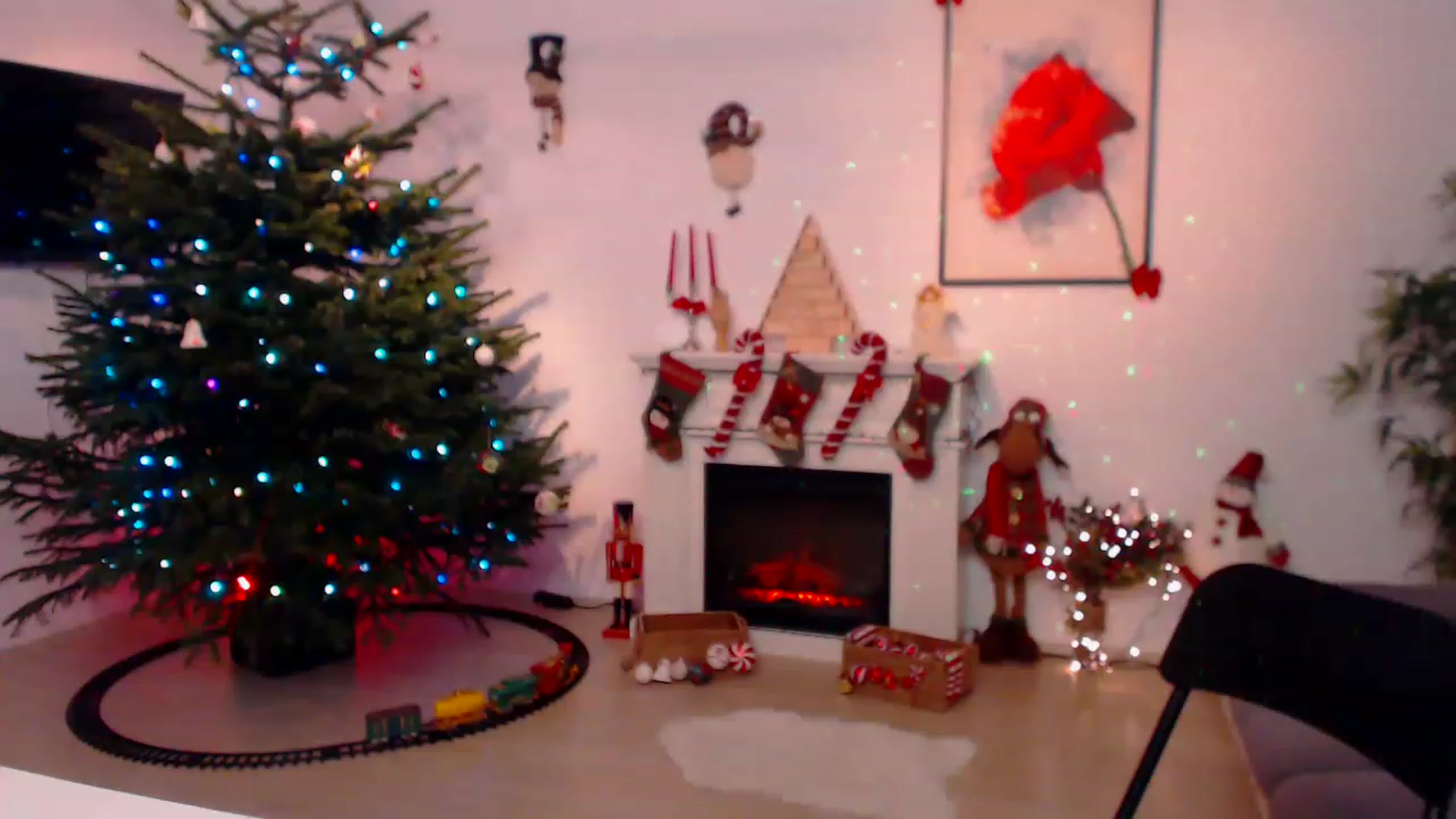 Gallery image thumbnail from PoppyNaked's myfreecams stream on, 12/27/2022, 06:12 image 5 of 20