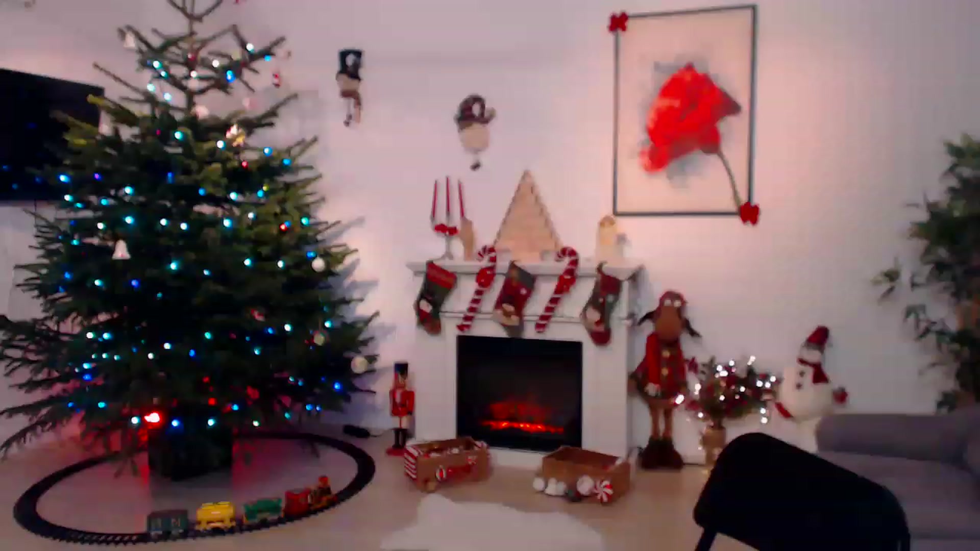 Gallery image thumbnail from PoppyNaked's myfreecams stream on, 12/28/2022, 05:36 image 20 of 20