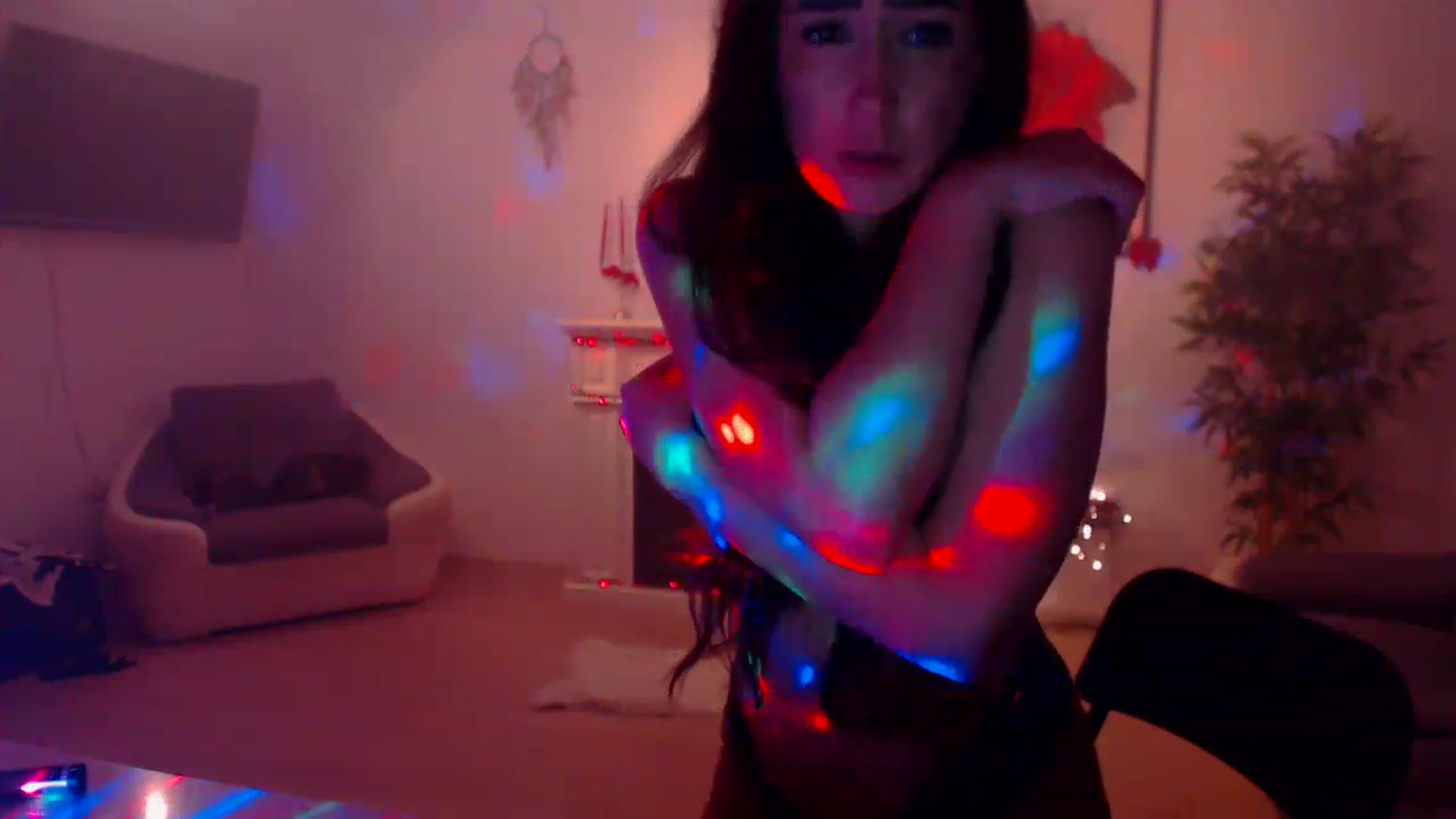 Gallery image thumbnail from PoppyNaked's myfreecams stream on, 01/06/2023, 06:33 image 14 of 20