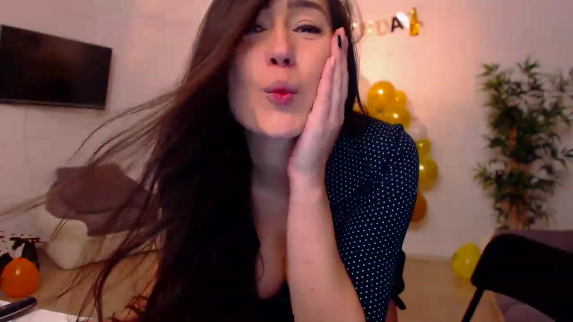 Gallery image thumbnail from PoppyNaked's myfreecams stream on, 01/18/2023, 06:43 image 5 of 20