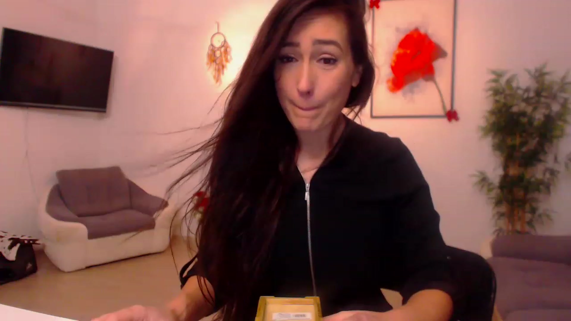 Gallery image thumbnail from PoppyNaked's myfreecams stream on, 01/28/2023, 06:59 image 6 of 20