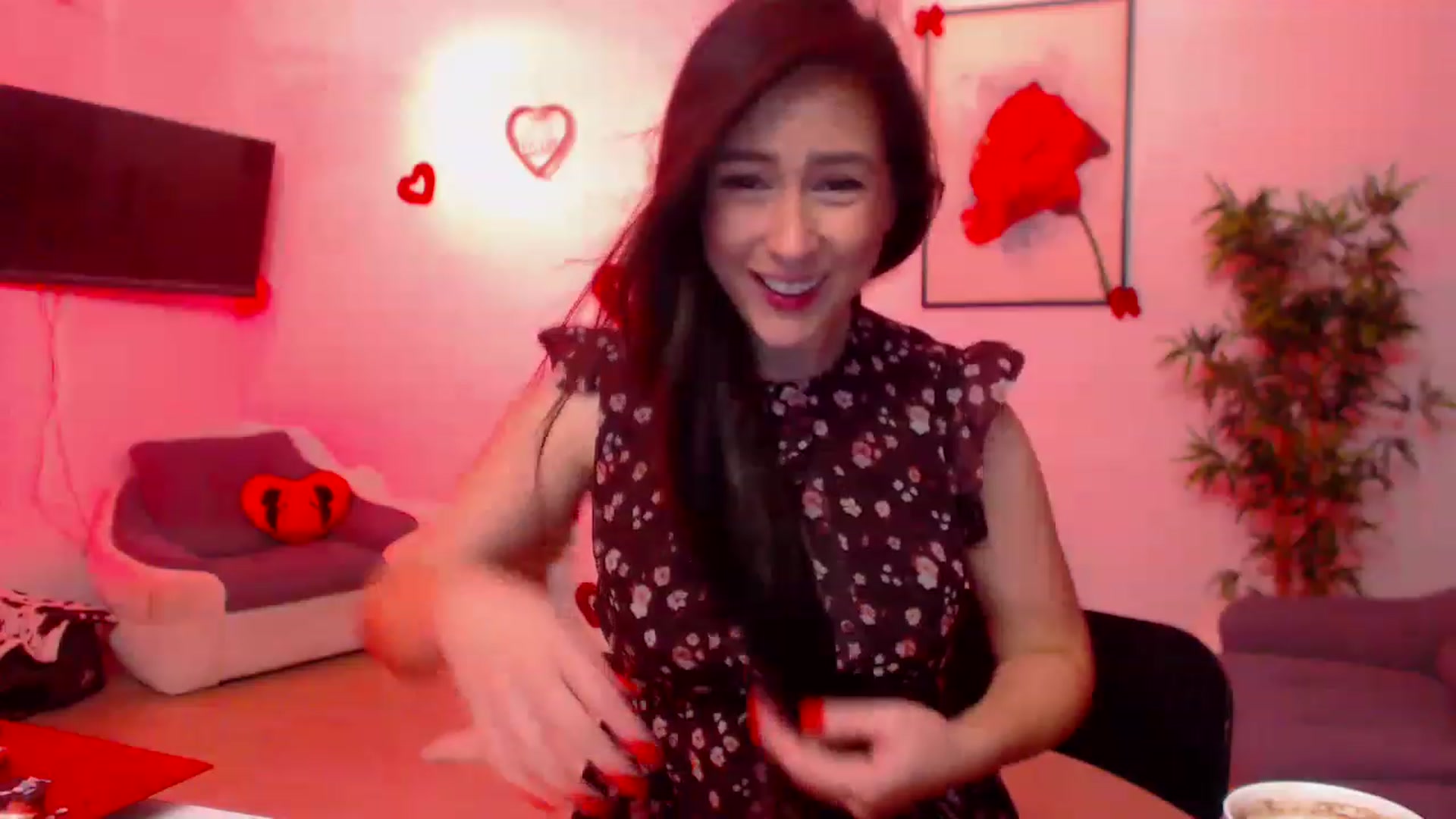 Gallery image thumbnail from PoppyNaked's myfreecams stream on, 02/15/2023, 07:55 image 5 of 20