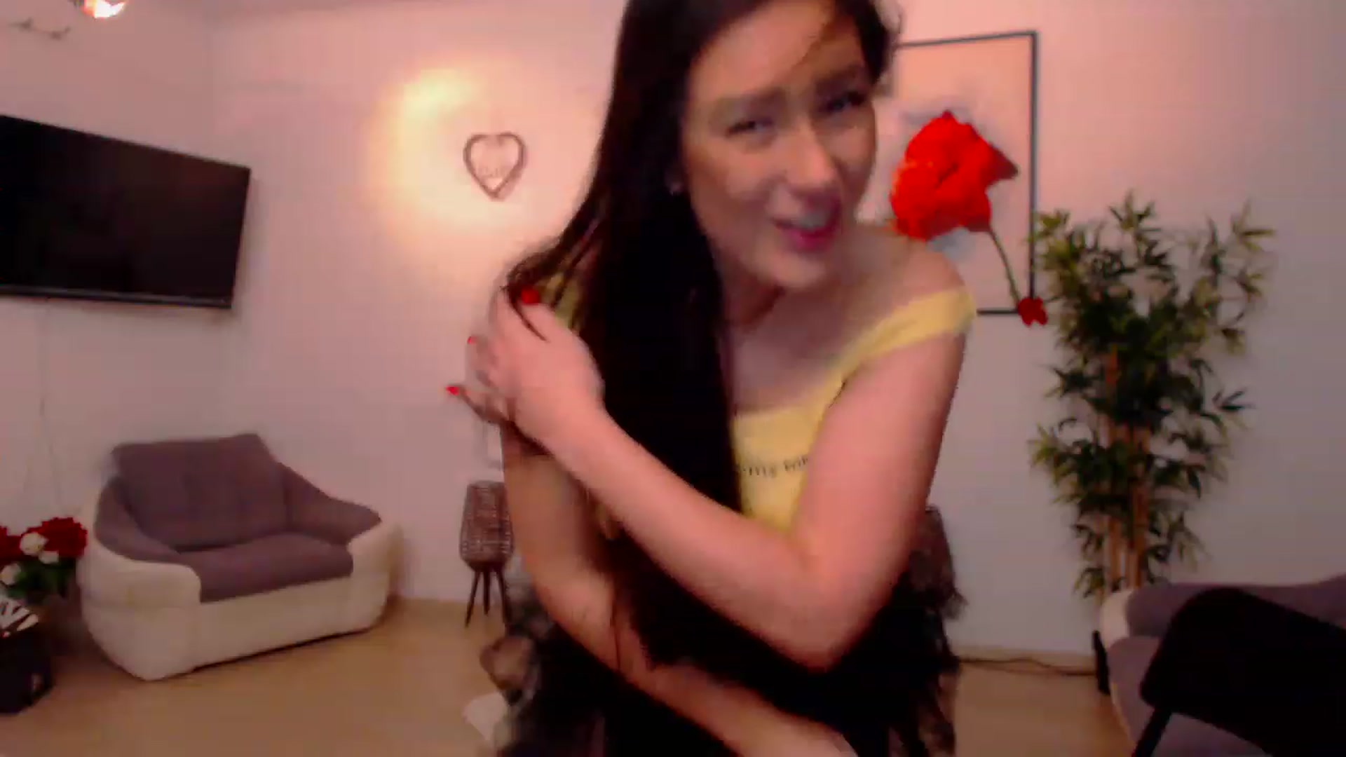 Gallery image thumbnail from PoppyNaked's myfreecams stream on, 02/19/2023, 06:19 image 5 of 20