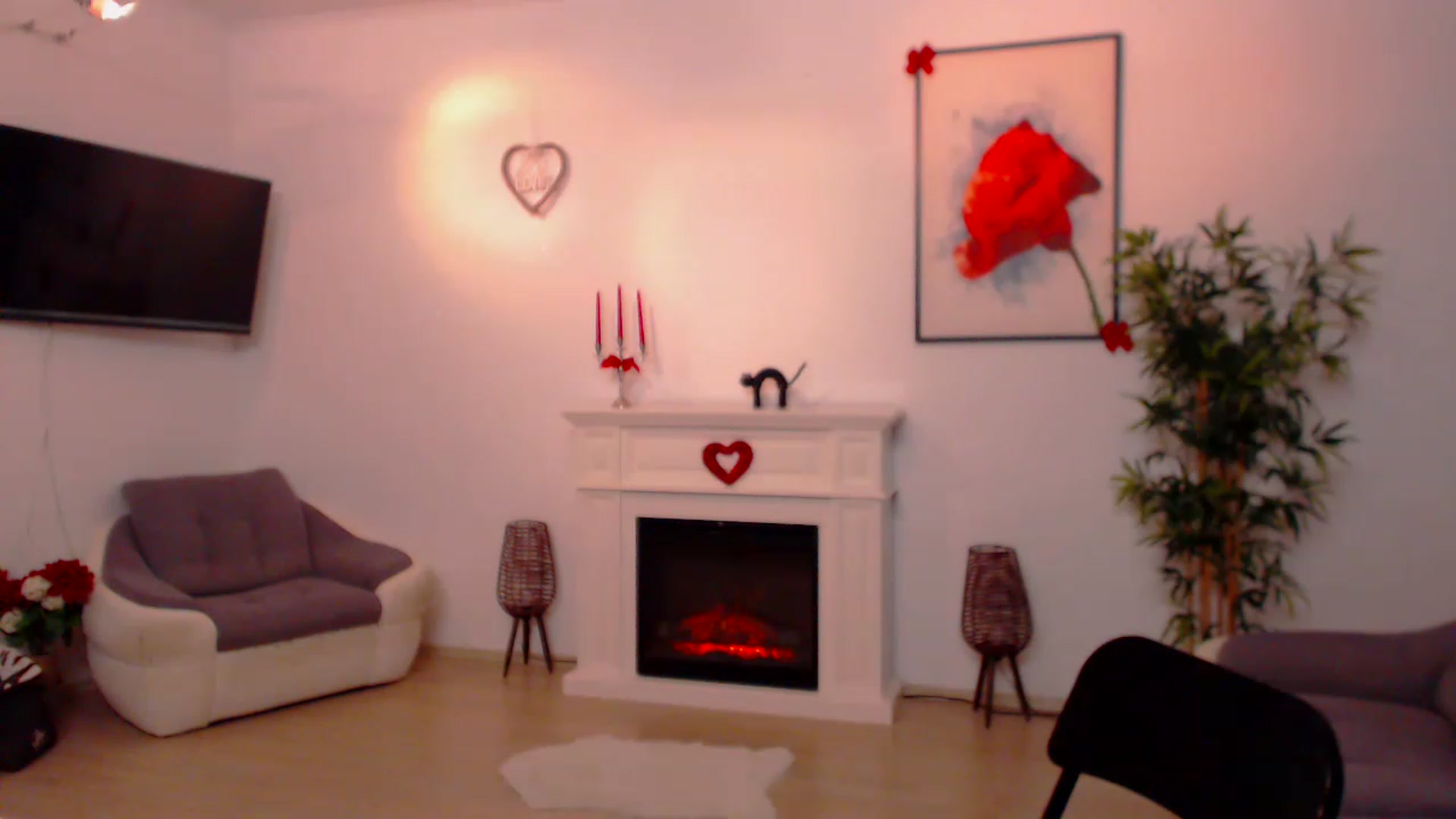 Gallery image thumbnail from PoppyNaked's myfreecams stream on, 02/19/2023, 06:19 image 4 of 20