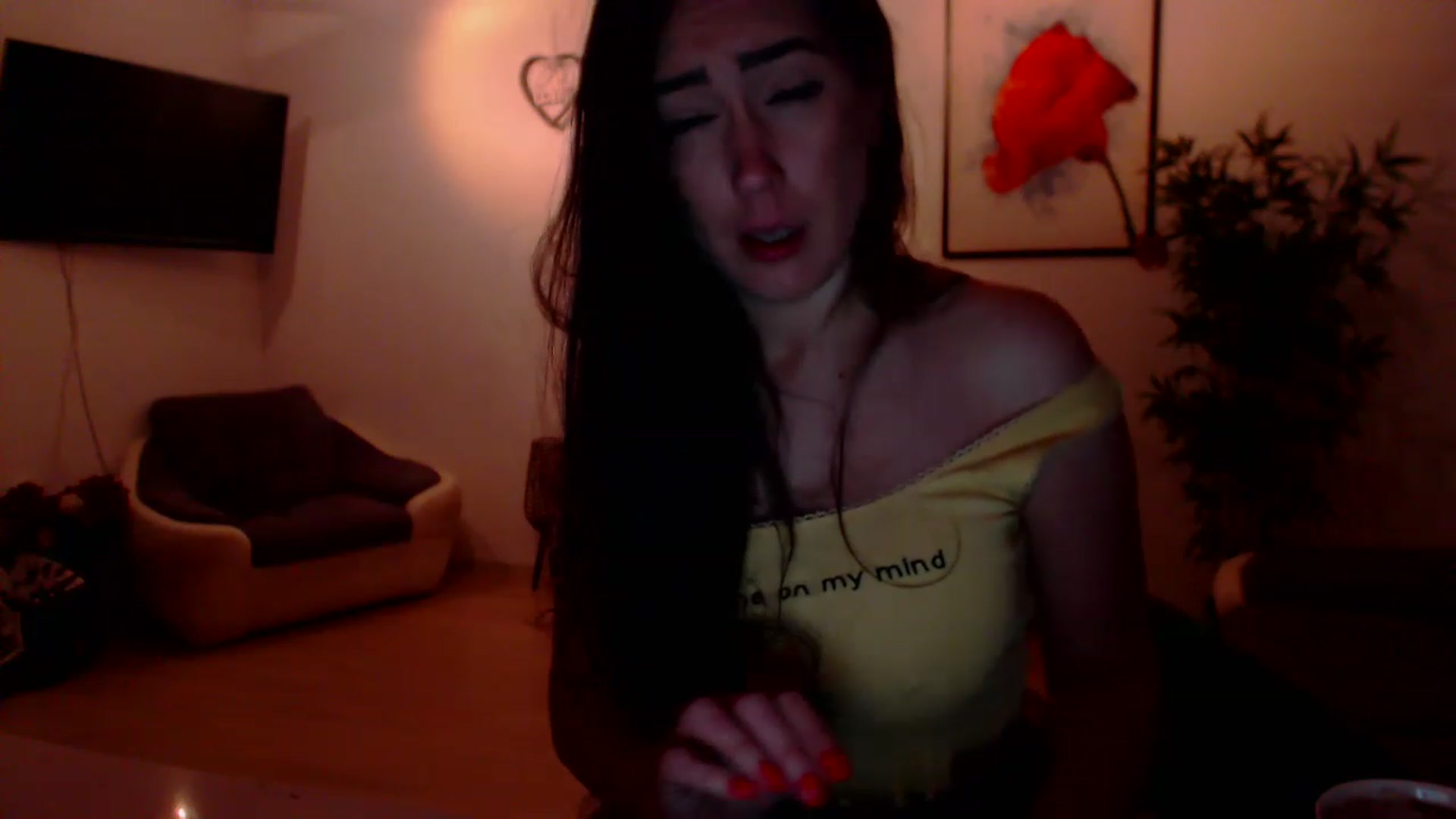 Gallery image thumbnail from PoppyNaked's myfreecams stream on, 02/19/2023, 07:08 image 19 of 20