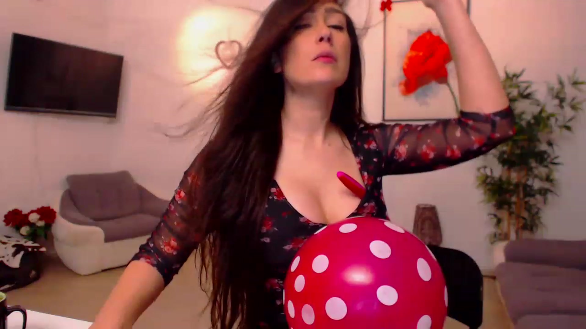 Gallery image thumbnail from PoppyNaked's myfreecams stream on, 02/24/2023, 06:24 image 18 of 20
