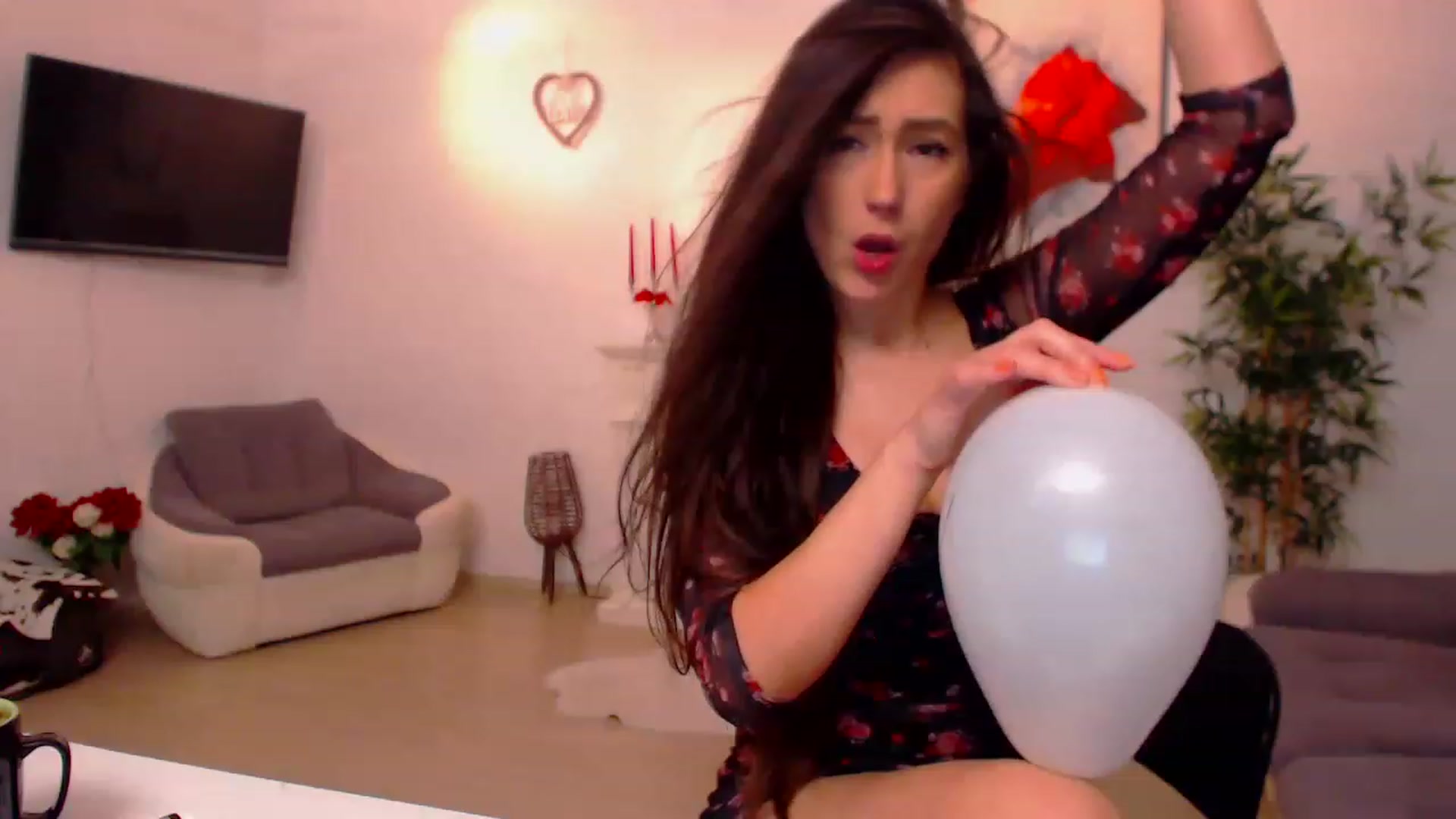 Gallery image thumbnail from PoppyNaked's myfreecams stream on, 02/24/2023, 08:52 image 2 of 20