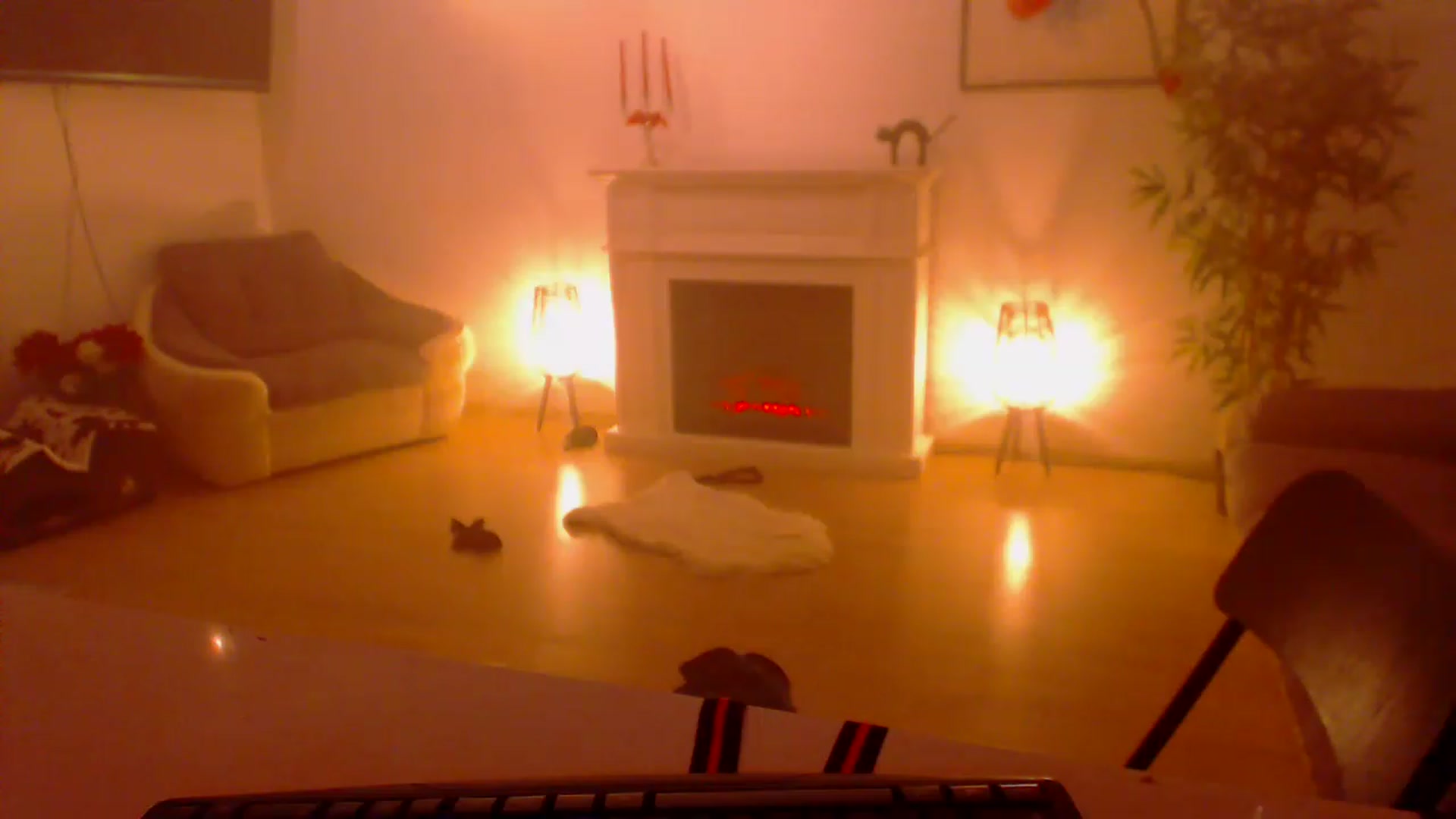Gallery image thumbnail from PoppyNaked's myfreecams stream on, 02/25/2023, 07:32 image 20 of 20