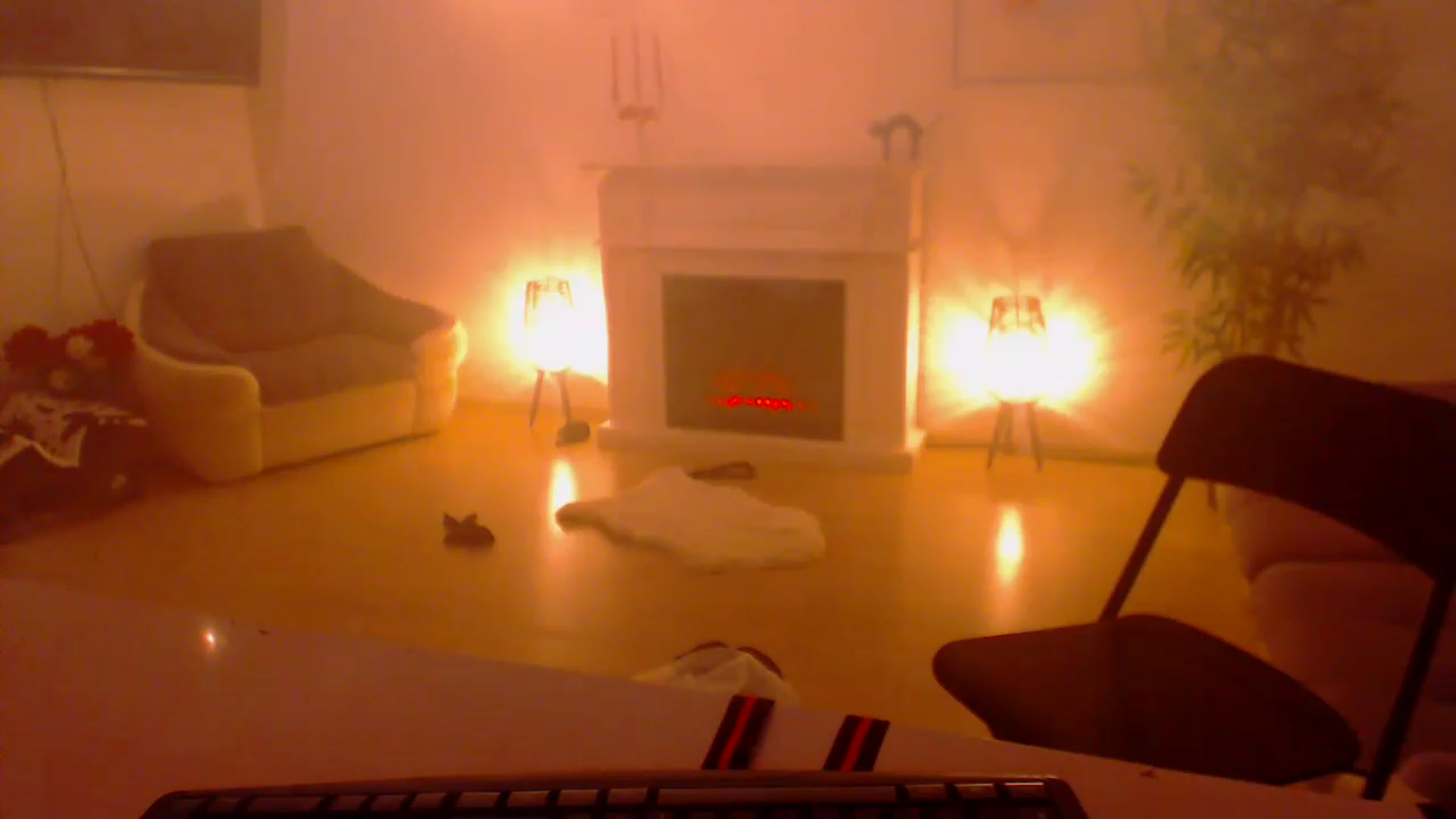 Gallery image thumbnail from PoppyNaked's myfreecams stream on, 02/25/2023, 07:32 image 18 of 20