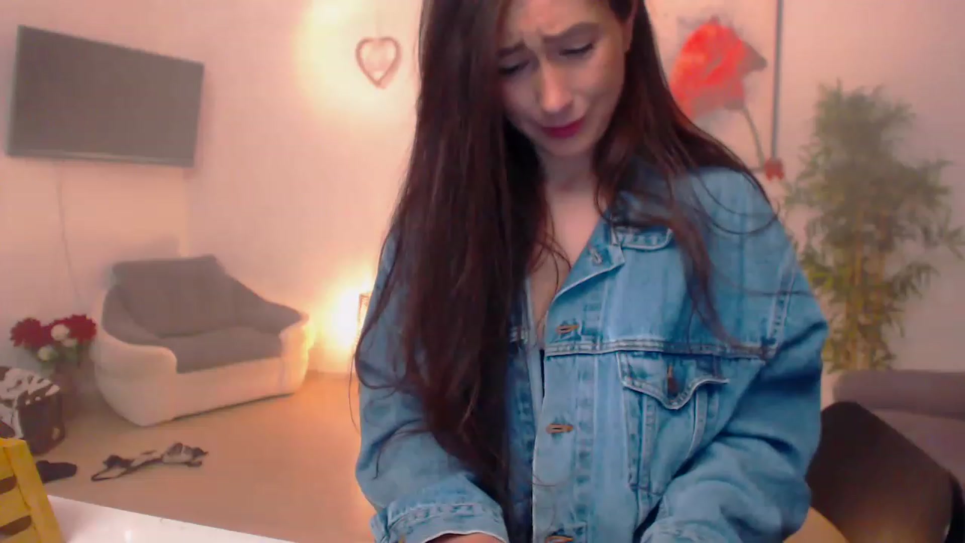 Gallery image thumbnail from PoppyNaked's myfreecams stream on, 03/02/2023, 06:50 image 17 of 20