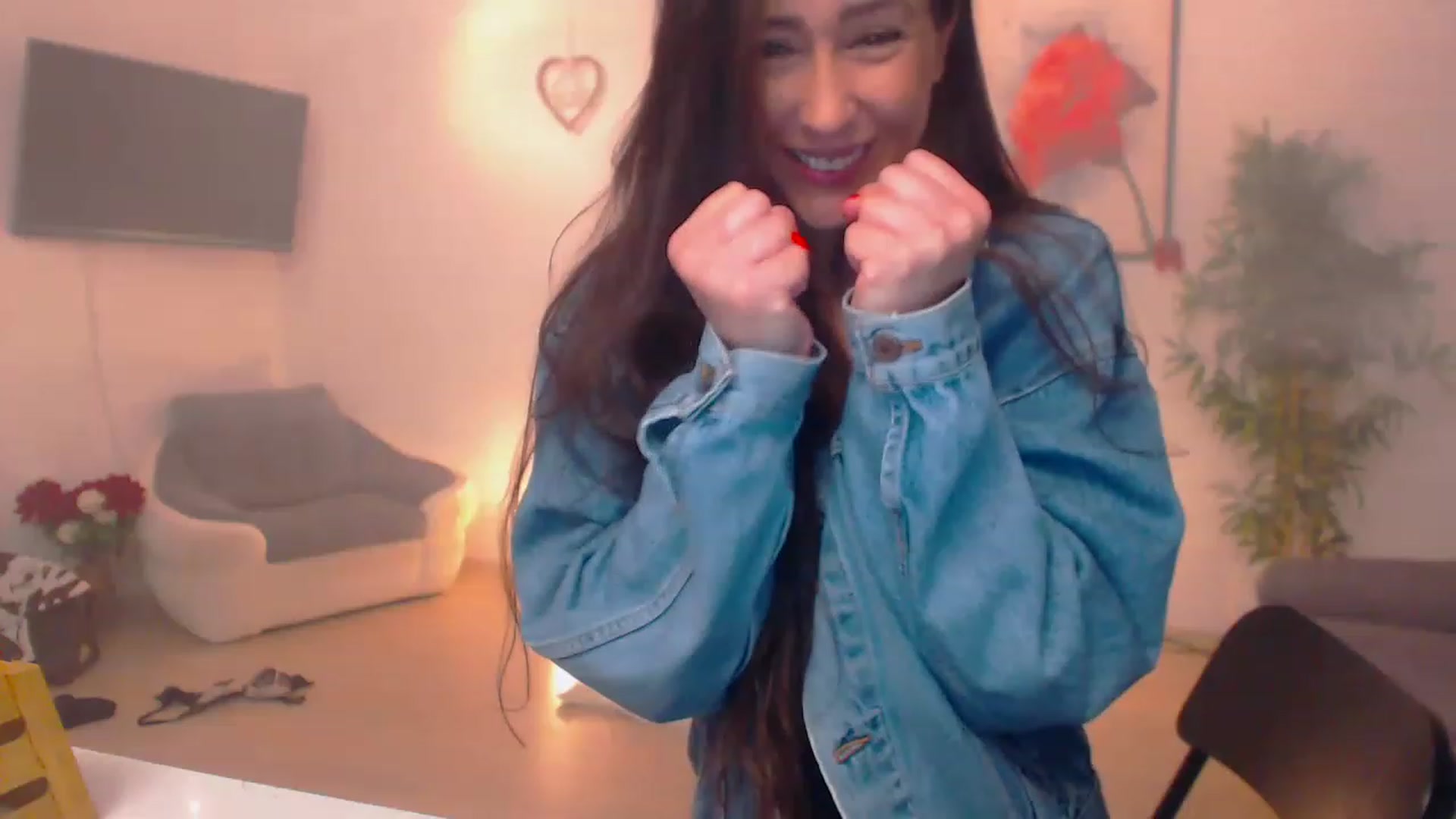 Gallery image thumbnail from PoppyNaked's myfreecams stream on, 03/02/2023, 06:50 image 16 of 20
