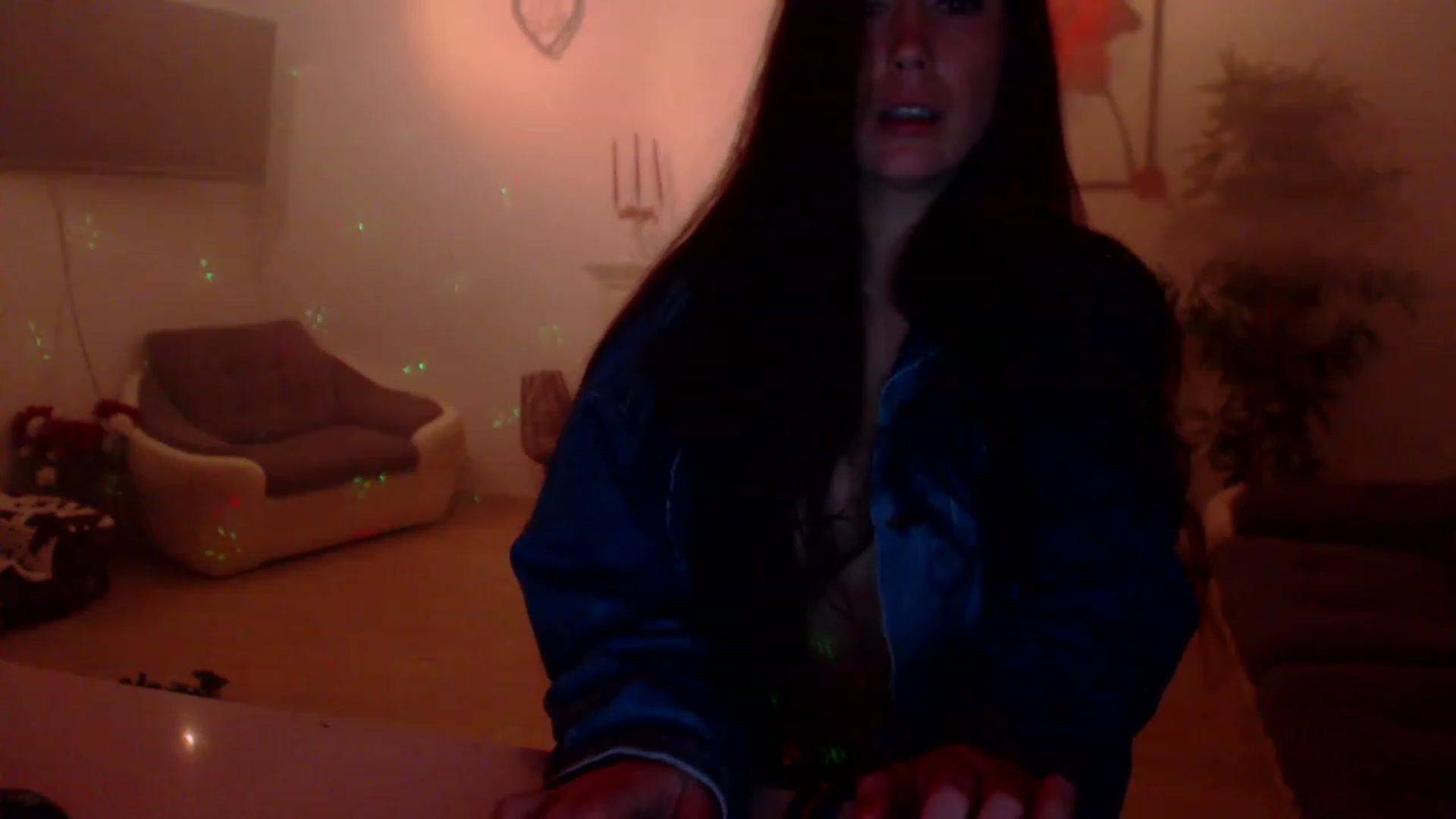 Gallery image thumbnail from PoppyNaked's myfreecams stream on, 03/03/2023, 08:03 image 8 of 20