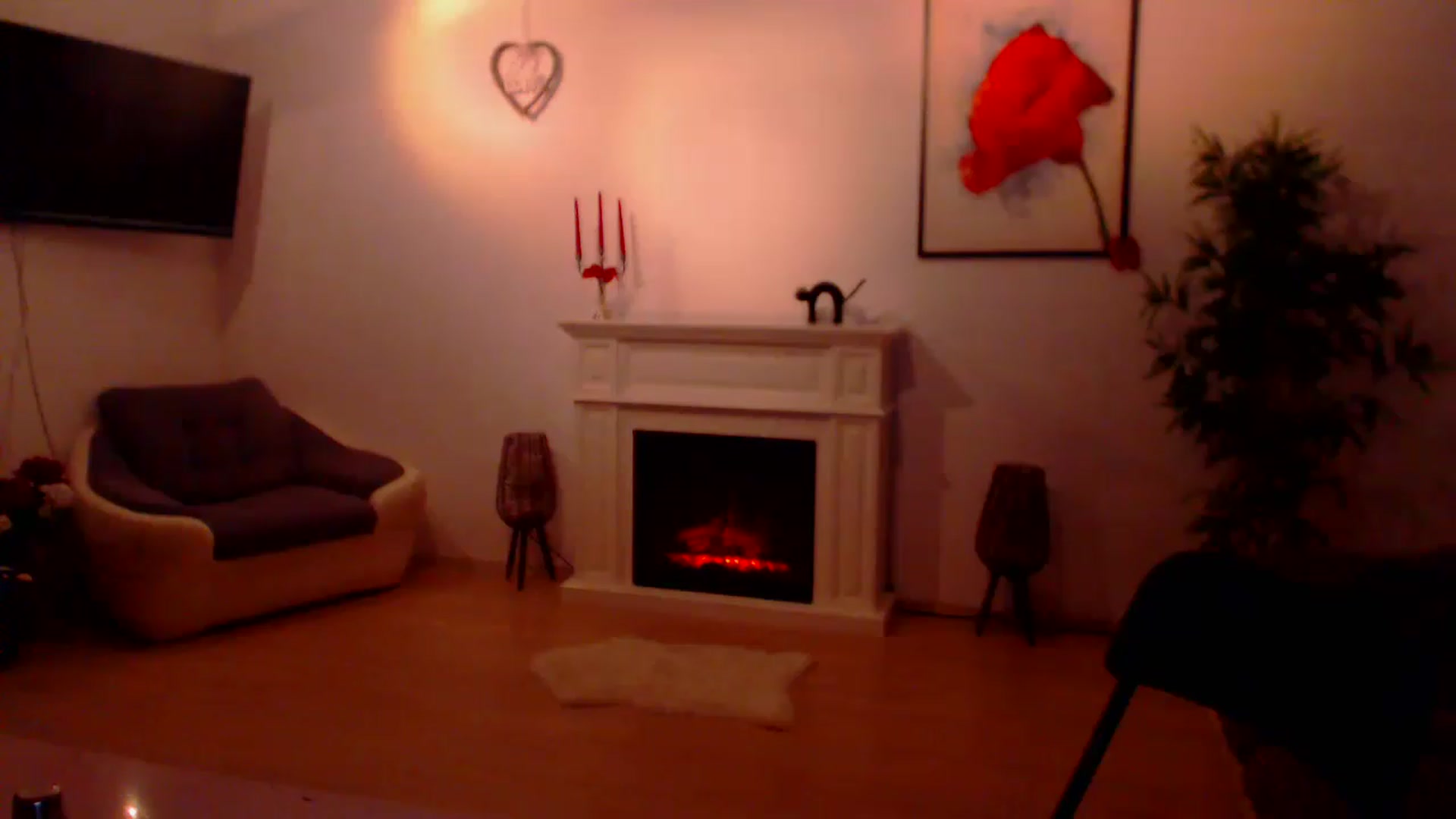 Gallery image thumbnail from PoppyNaked's myfreecams stream on, 03/17/2023, 05:25 image 18 of 20