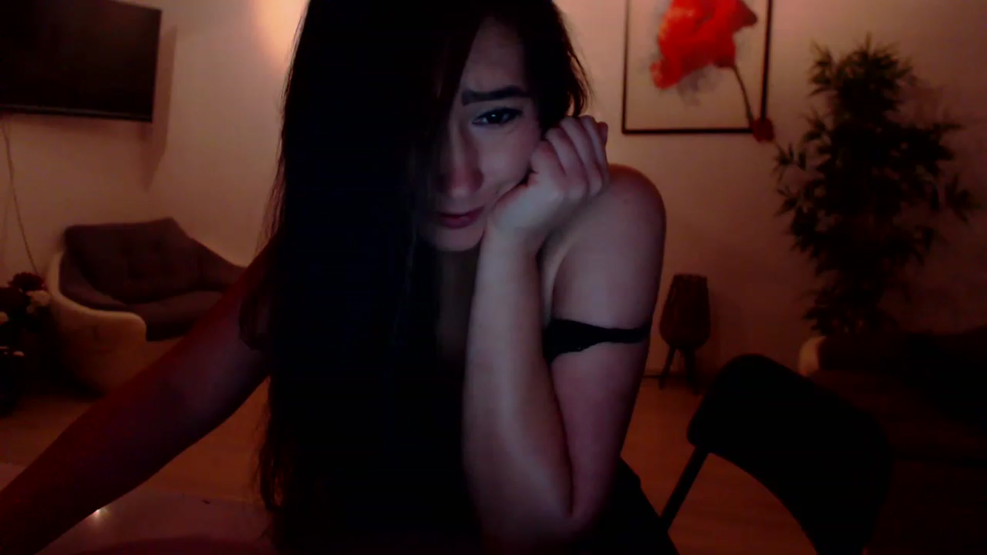 Gallery image thumbnail from PoppyNaked's myfreecams stream on, 03/17/2023, 05:49 image 11 of 20