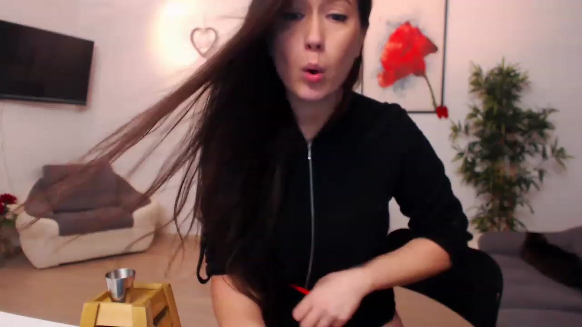 Gallery image thumbnail from PoppyNaked's myfreecams stream on, 03/18/2023, 05:57 image 1 of 20