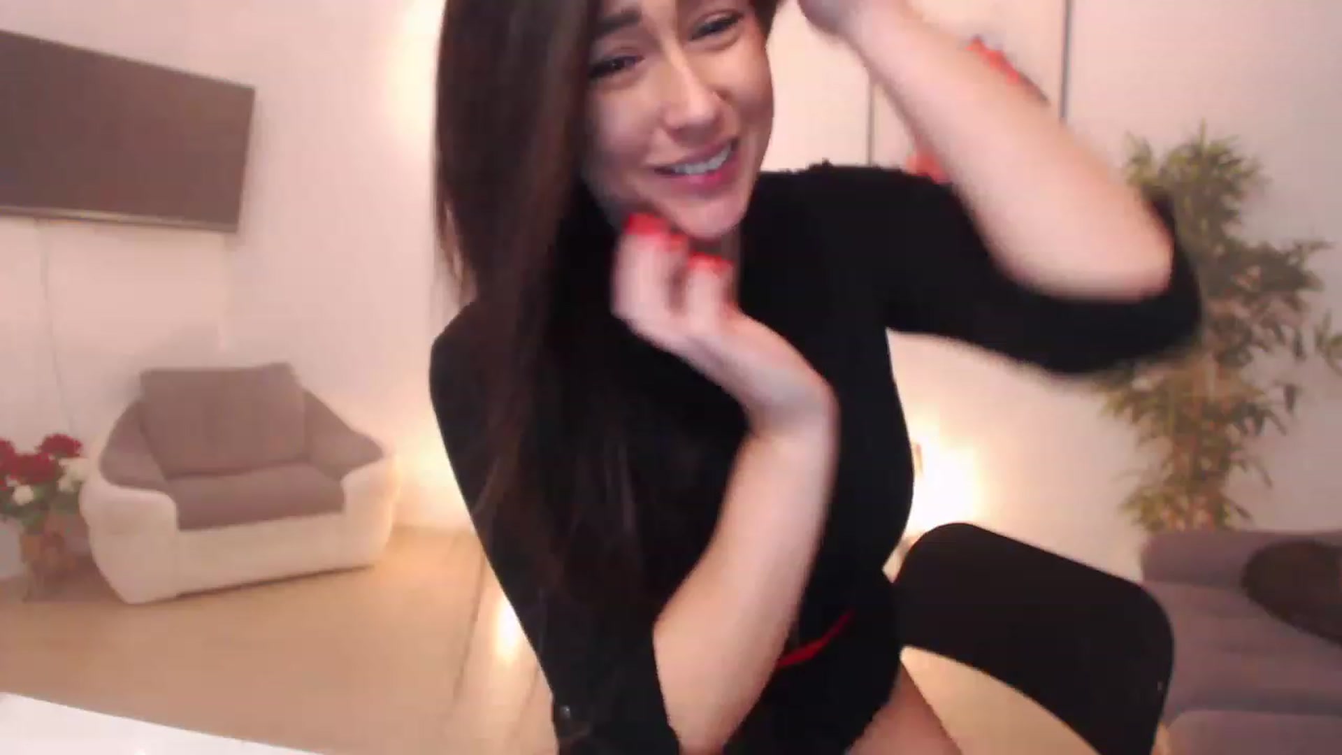 Gallery image thumbnail from PoppyNaked's myfreecams stream on, 03/18/2023, 05:57 image 10 of 20