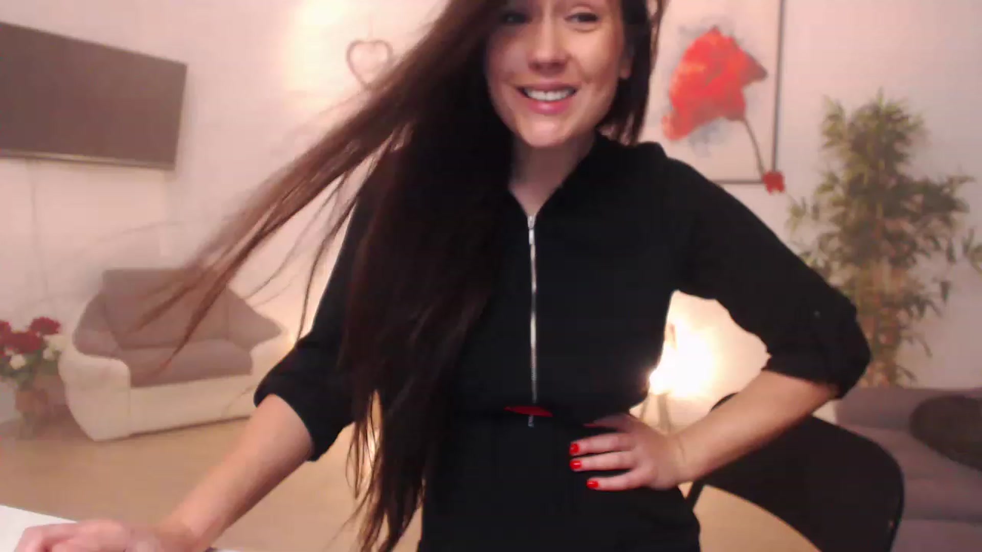Gallery image thumbnail from PoppyNaked's myfreecams stream on, 03/18/2023, 05:57 image 9 of 20