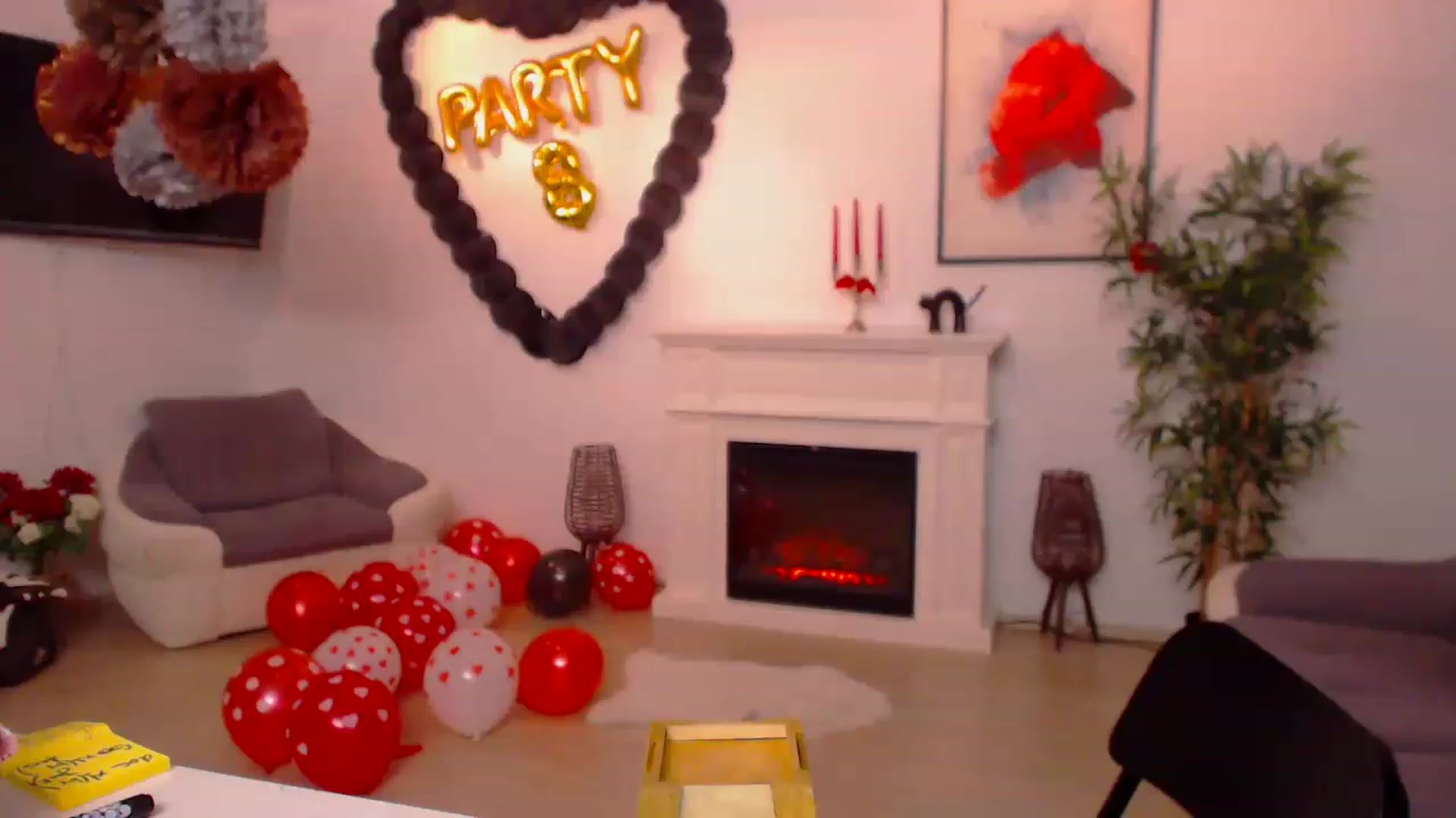 Gallery image thumbnail from PoppyNaked's myfreecams stream on, 03/29/2023, 05:36 image 15 of 20