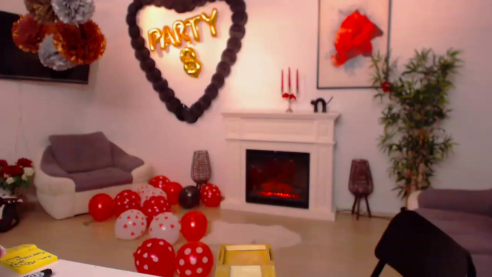 Gallery image thumbnail from PoppyNaked's myfreecams stream on, 03/29/2023, 05:36 image 16 of 20
