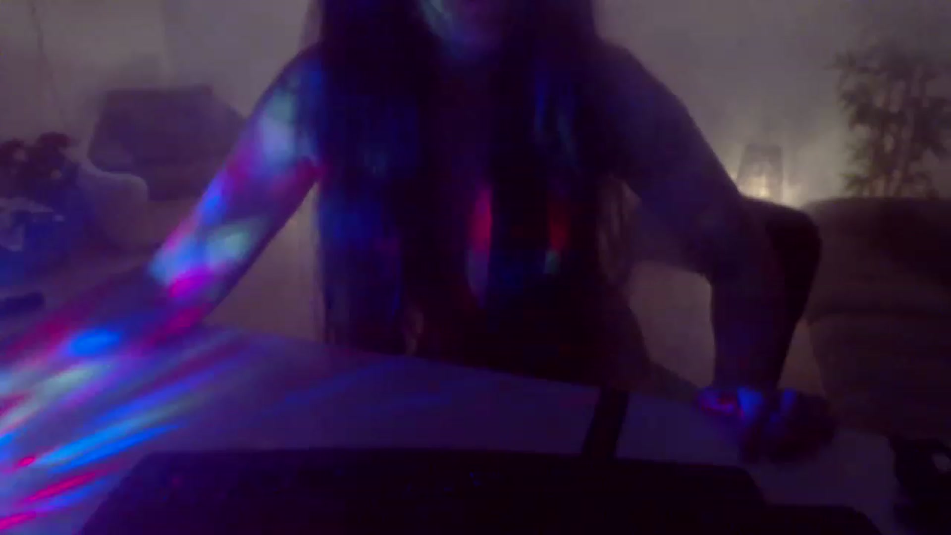 Gallery image thumbnail from PoppyNaked's myfreecams stream on, 04/05/2023, 06:29 image 15 of 20