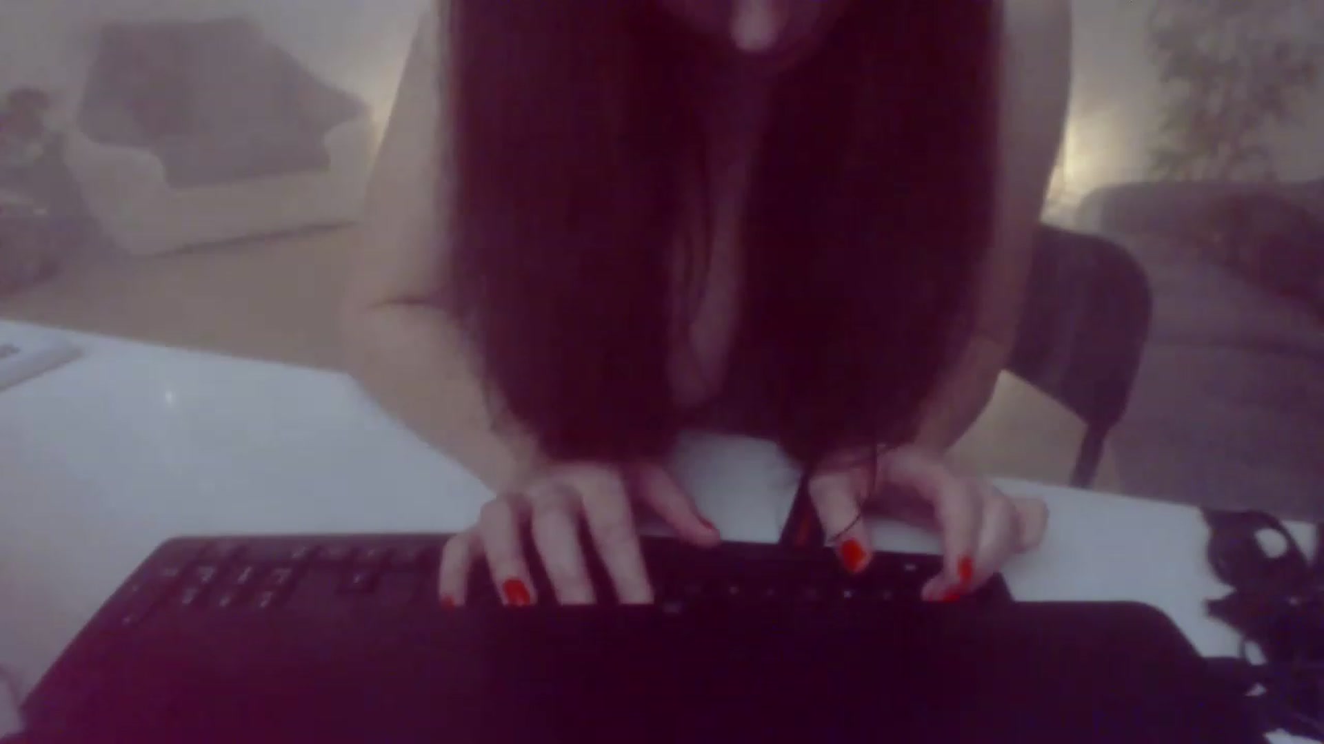 Gallery image thumbnail from PoppyNaked's myfreecams stream on, 04/05/2023, 06:29 image 20 of 20