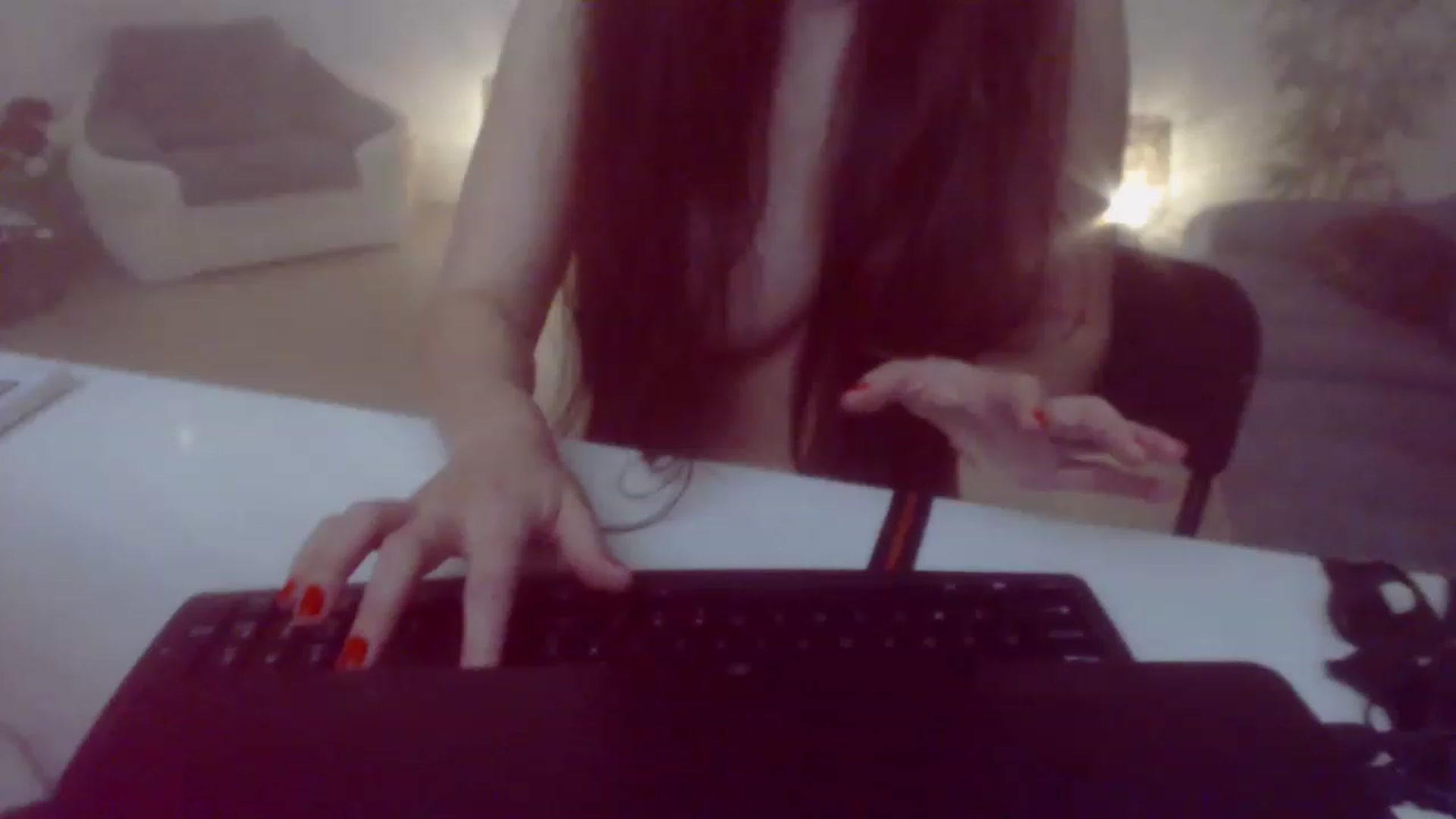 Gallery image thumbnail from PoppyNaked's myfreecams stream on, 04/05/2023, 06:29 image 18 of 20