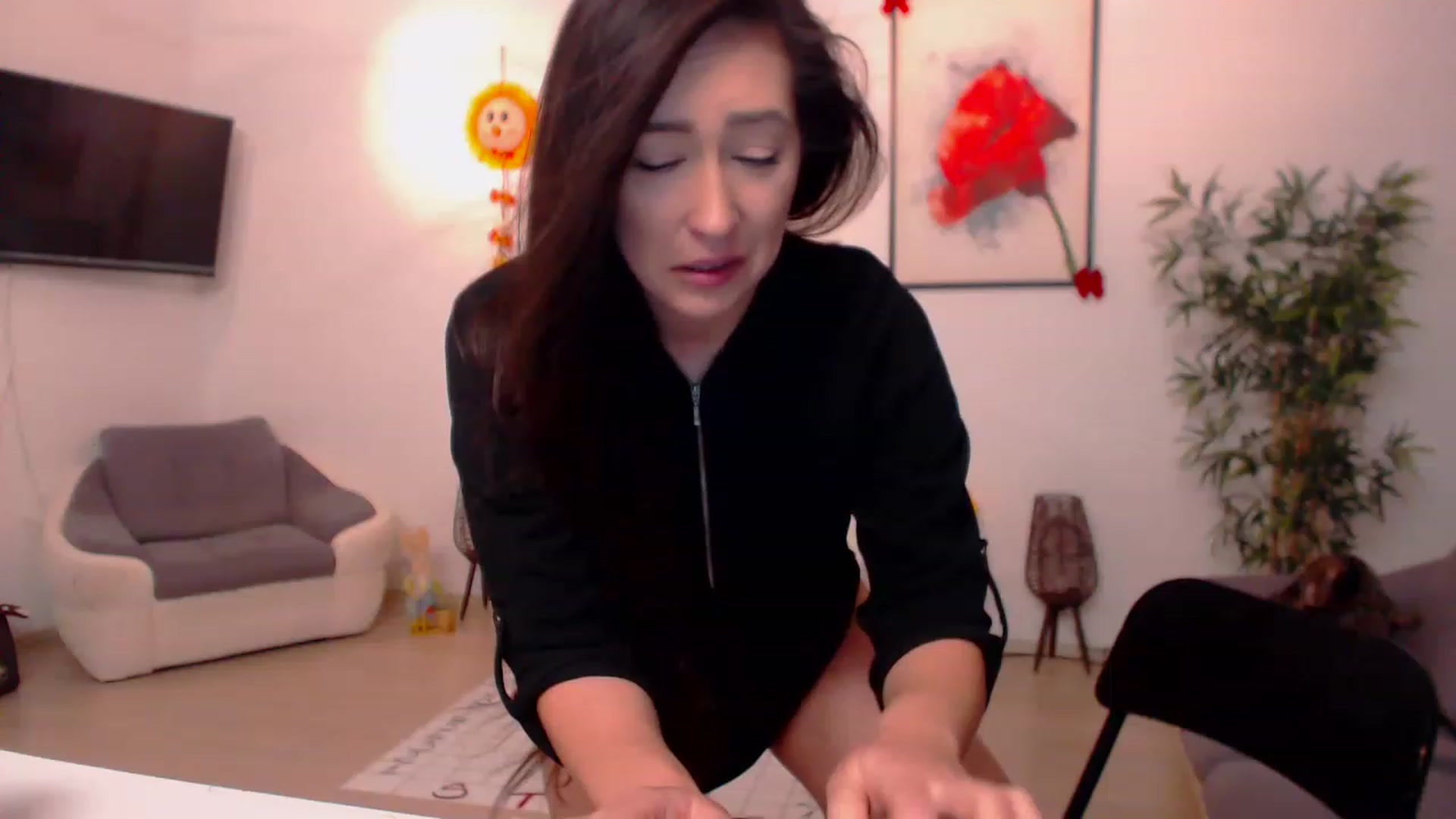Gallery image thumbnail from PoppyNaked's myfreecams stream on, 04/10/2023, 04:15 image 19 of 20