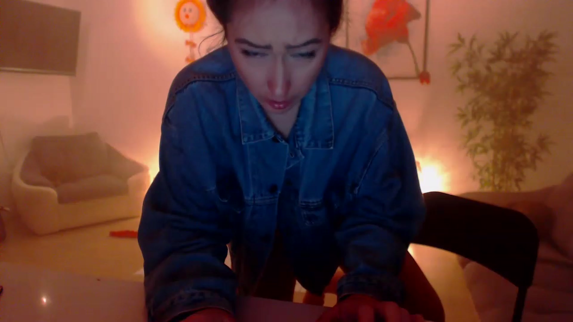 Gallery image thumbnail from PoppyNaked's myfreecams stream on, 04/10/2023, 06:11 image 19 of 20
