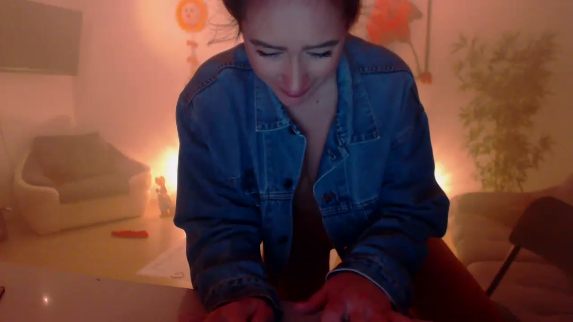 Gallery image thumbnail from PoppyNaked's myfreecams stream on, 04/10/2023, 06:11 image 13 of 20