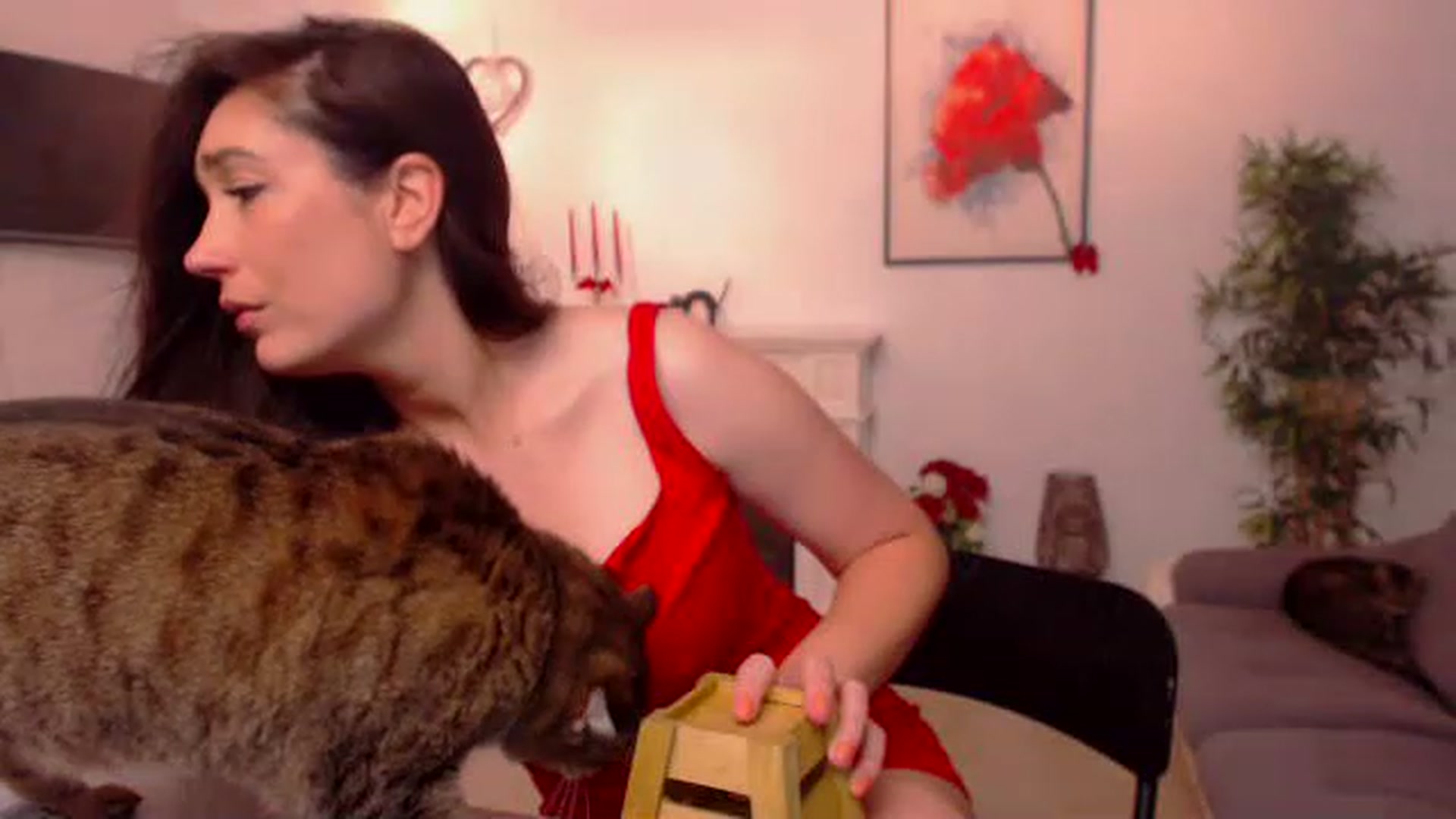 Gallery image thumbnail from PoppyNaked's myfreecams stream on, 05/05/2023, 05:40 image 12 of 20