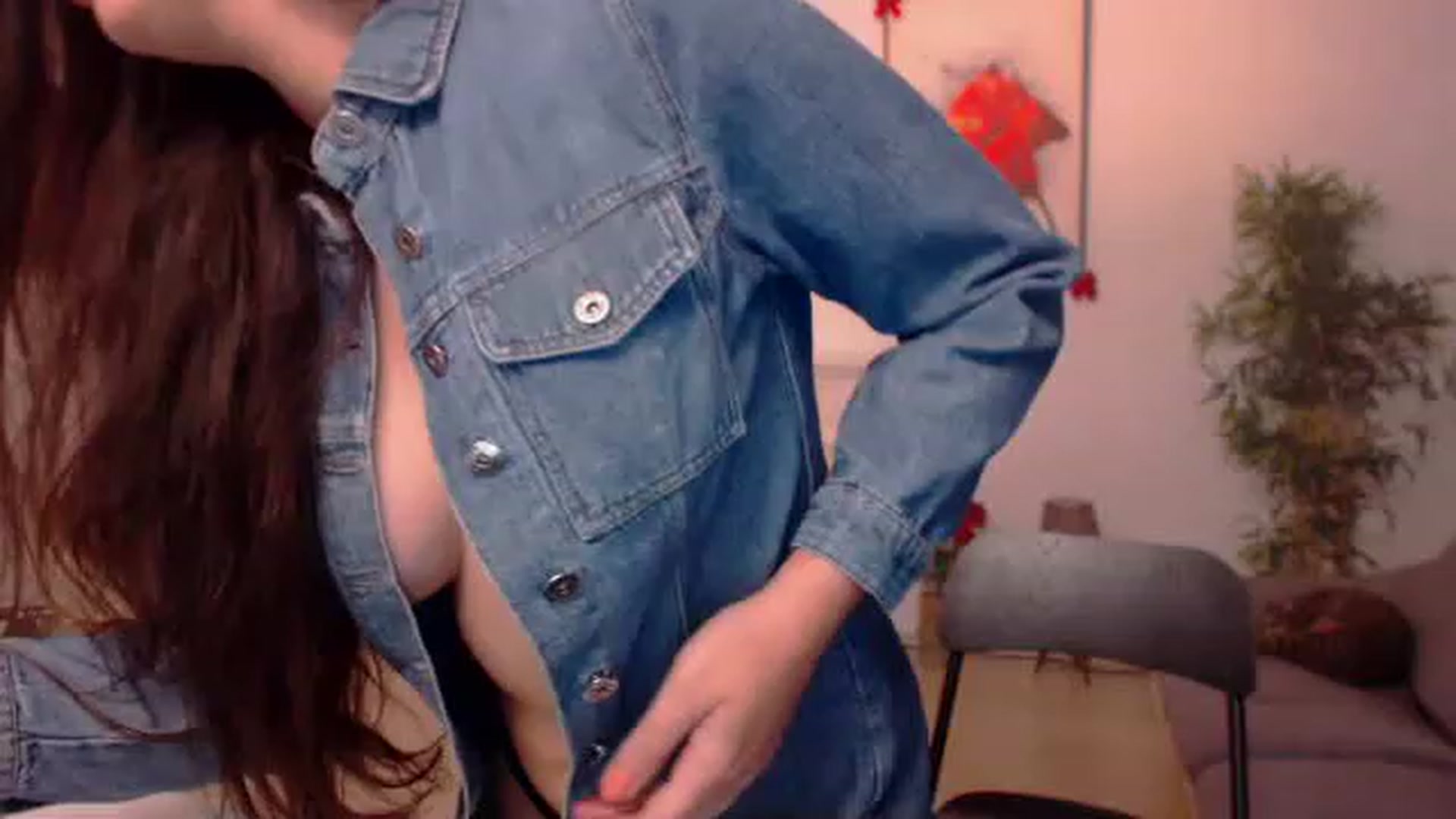 Gallery image thumbnail from PoppyNaked's myfreecams stream on, 05/05/2023, 06:21 image 2 of 20