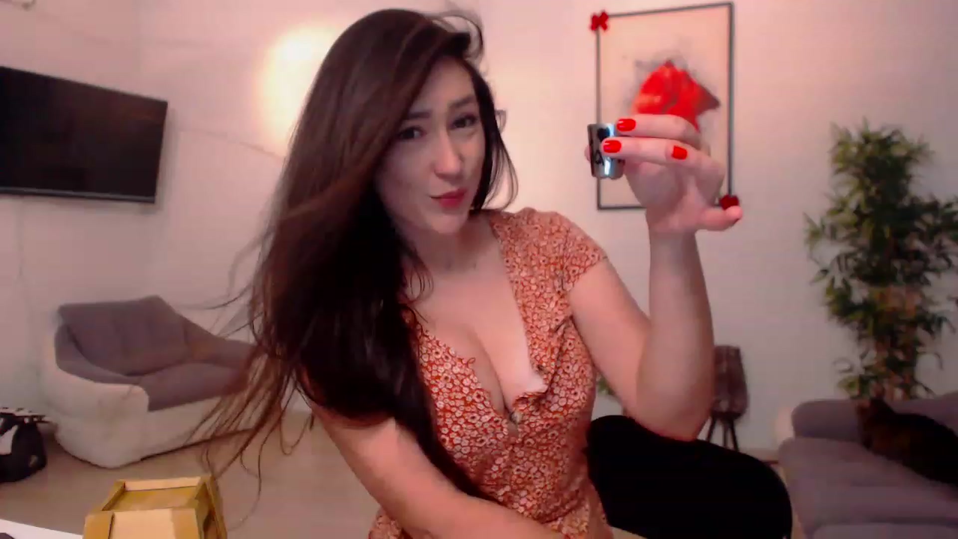 Gallery image thumbnail from PoppyNaked's myfreecams stream on, 05/06/2023, 05:07 image 9 of 20