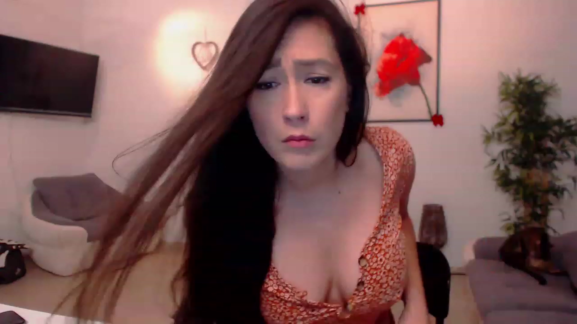 Gallery image thumbnail from PoppyNaked's myfreecams stream on, 05/06/2023, 05:07 image 4 of 20