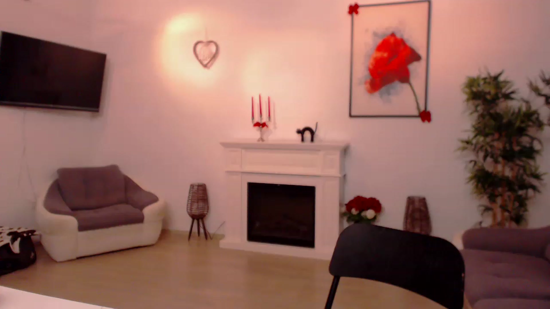 Gallery image thumbnail from PoppyNaked's myfreecams stream on, 06/08/2023, 06:46 image 11 of 20