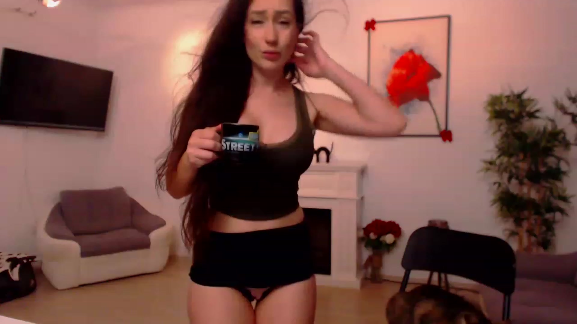 Gallery image thumbnail from PoppyNaked's myfreecams stream on, 06/08/2023, 06:46 image 2 of 20