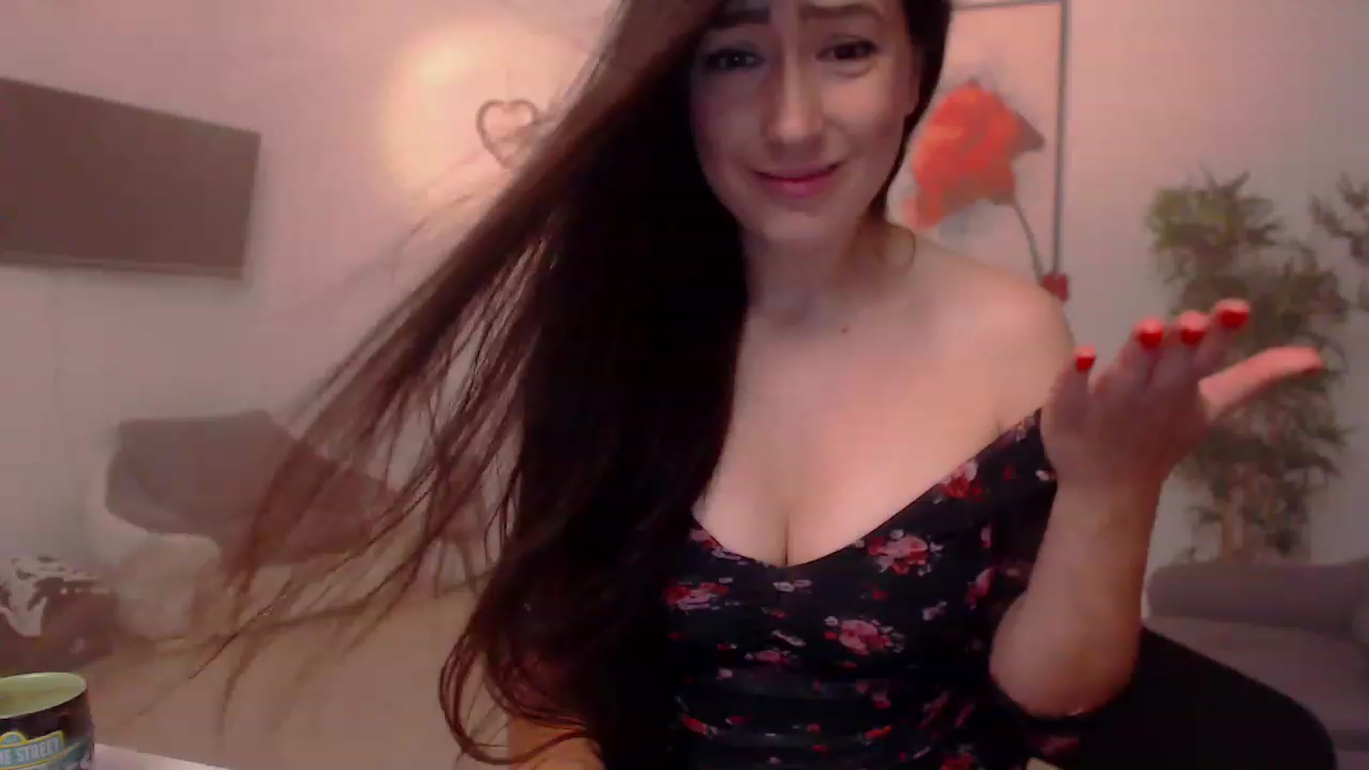 Gallery image thumbnail from PoppyNaked's myfreecams stream on, 06/09/2023, 06:03 image 2 of 20