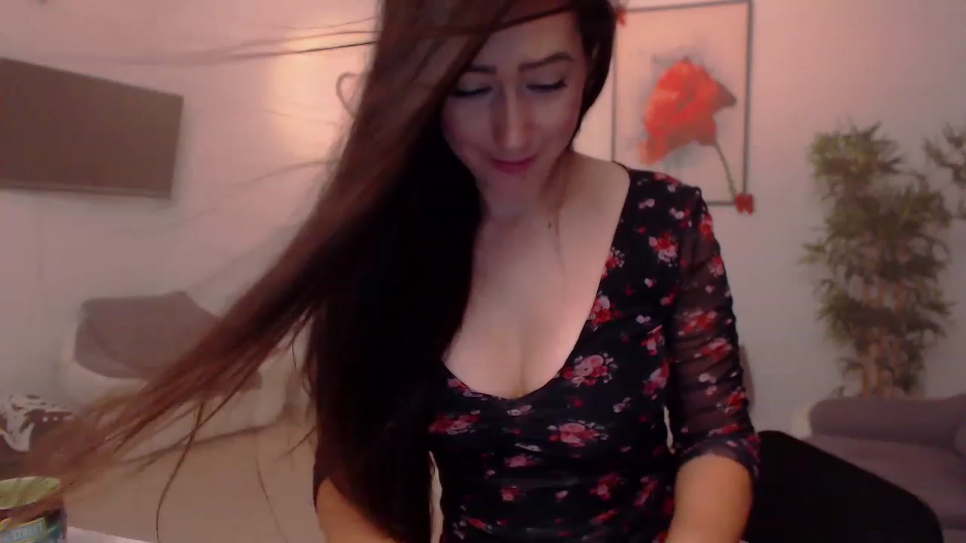 Gallery image thumbnail from PoppyNaked's myfreecams stream on, 06/09/2023, 06:03 image 4 of 20