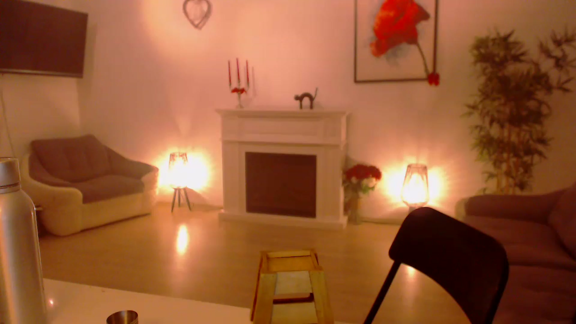 Gallery image thumbnail from PoppyNaked's myfreecams stream on, 06/10/2023, 05:50 image 11 of 20