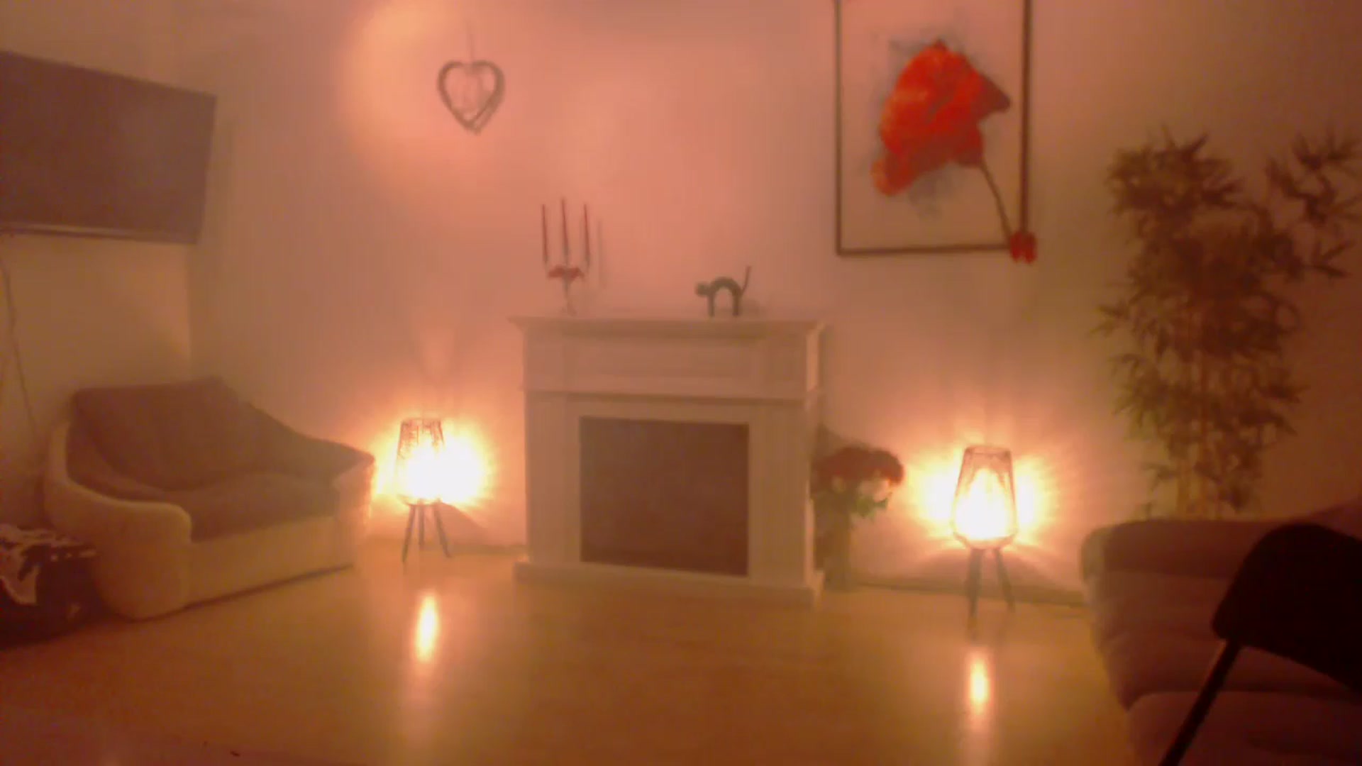 Gallery image thumbnail from PoppyNaked's myfreecams stream on, 06/10/2023, 05:50 image 5 of 20