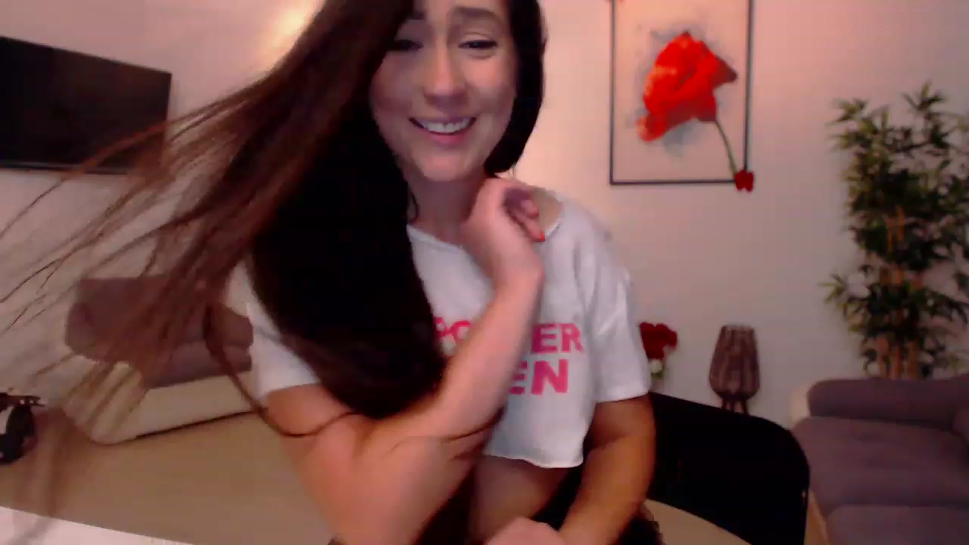Gallery image thumbnail from PoppyNaked's myfreecams stream on, 06/20/2023, 06:21 image 3 of 20