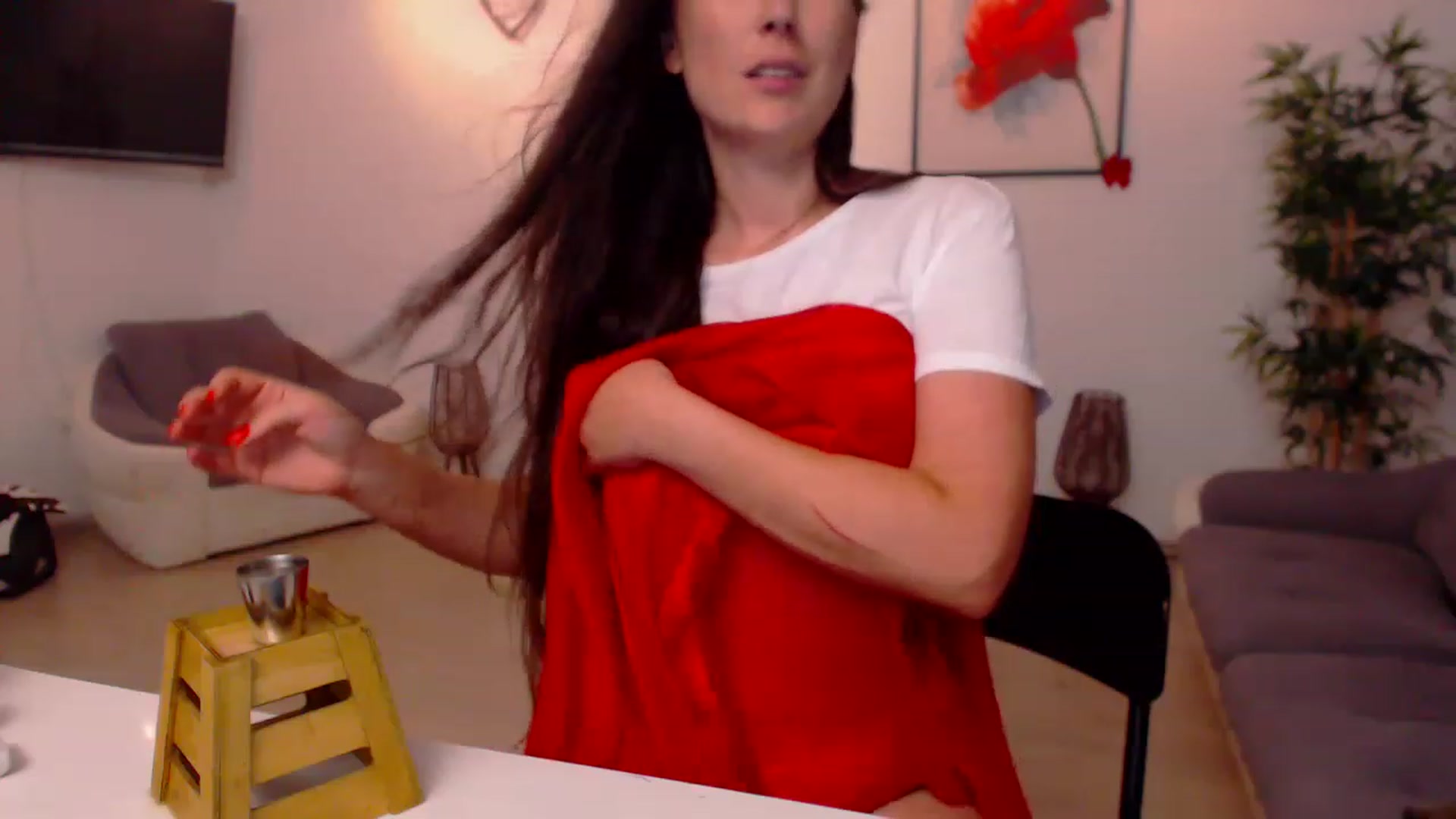 Gallery image thumbnail from PoppyNaked's myfreecams stream on, 06/20/2023, 06:21 image 15 of 20
