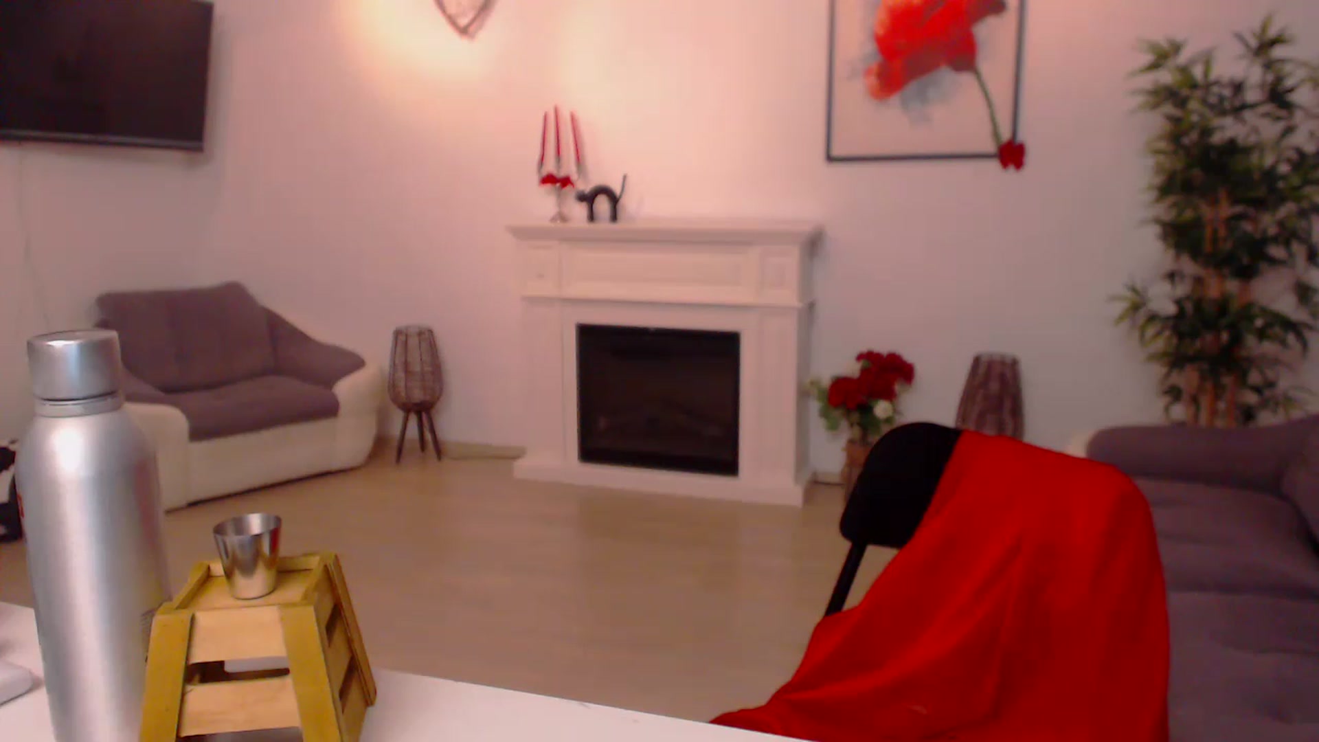 Gallery image thumbnail from PoppyNaked's myfreecams stream on, 06/20/2023, 06:21 image 14 of 20