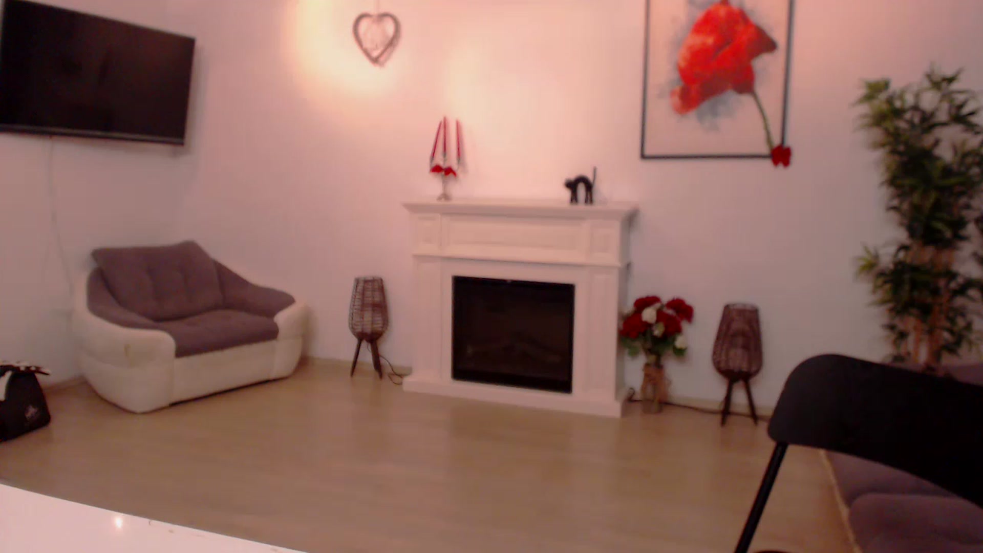 Gallery image thumbnail from PoppyNaked's myfreecams stream on, 07/04/2023, 06:52 image 10 of 20