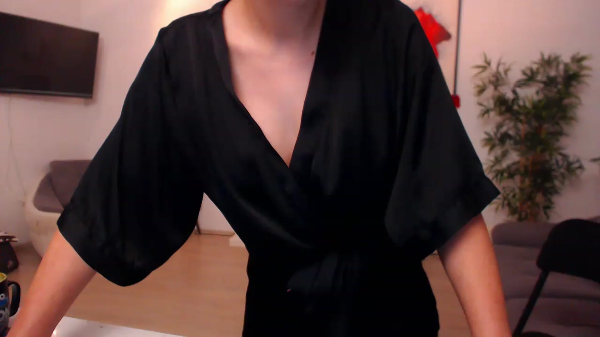 Gallery image thumbnail from PoppyNaked's myfreecams stream on, 07/16/2023, 06:12 image 15 of 20