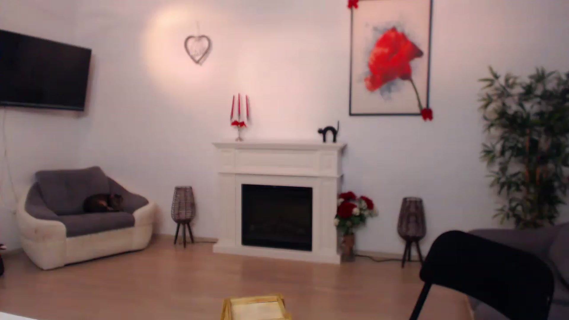 Gallery image thumbnail from PoppyNaked's myfreecams stream on, 08/14/2023, 05:37 image 16 of 20